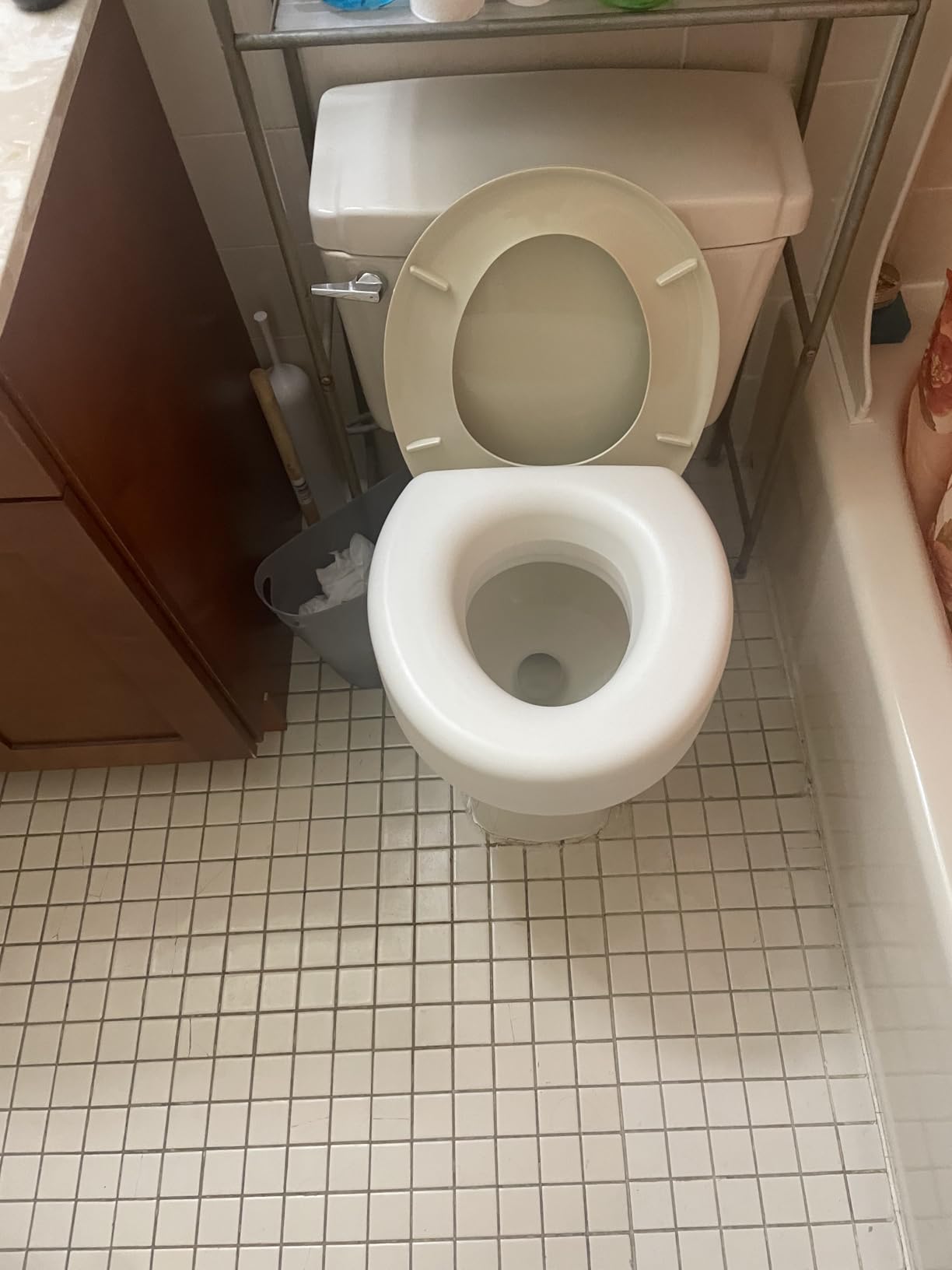 AquaSense 4-Inch Portable Toilet Seat Riser, Elevated Seat for Seniors customer photo 2