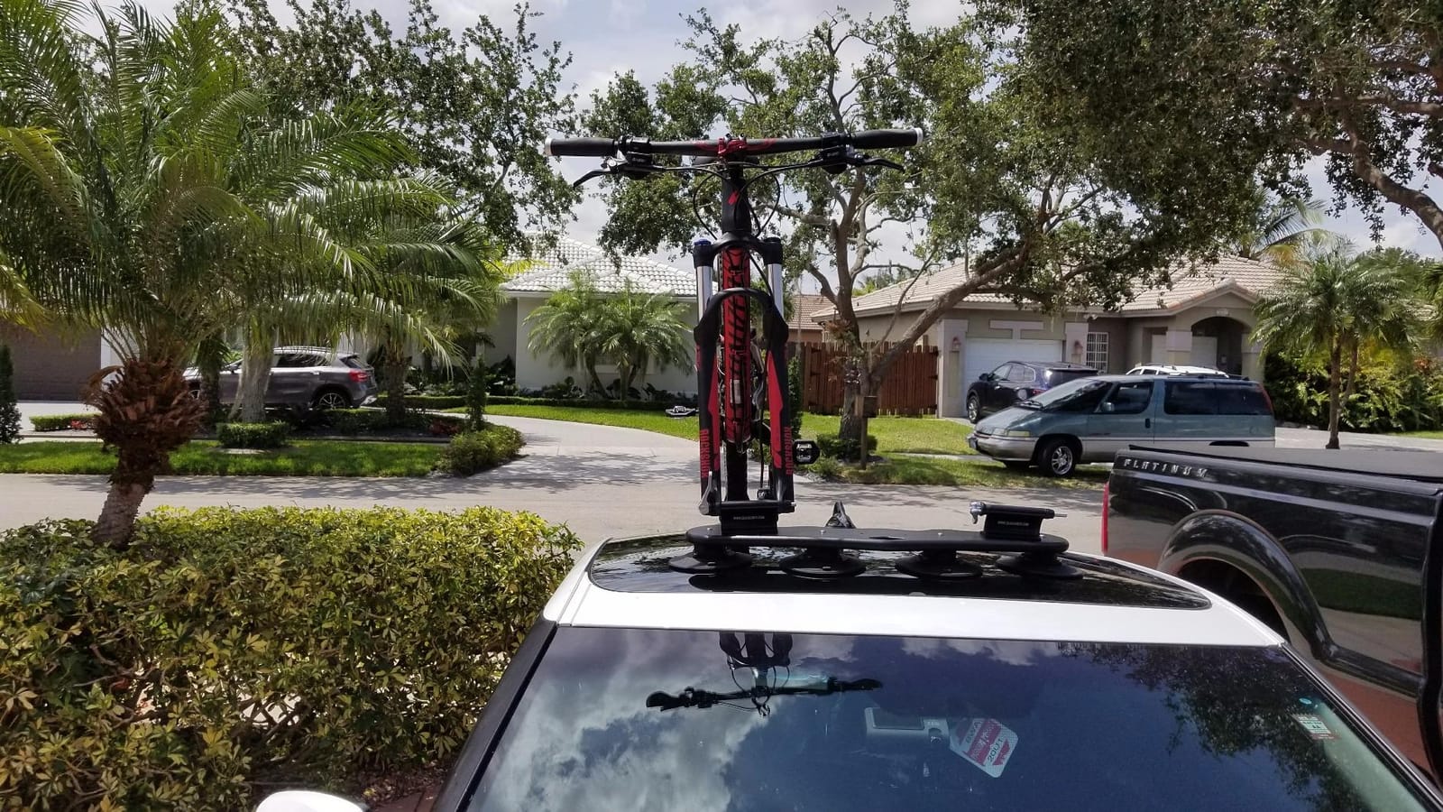 SeaSucker Bomber Bike Rack, 3-Bikes customer photo 2