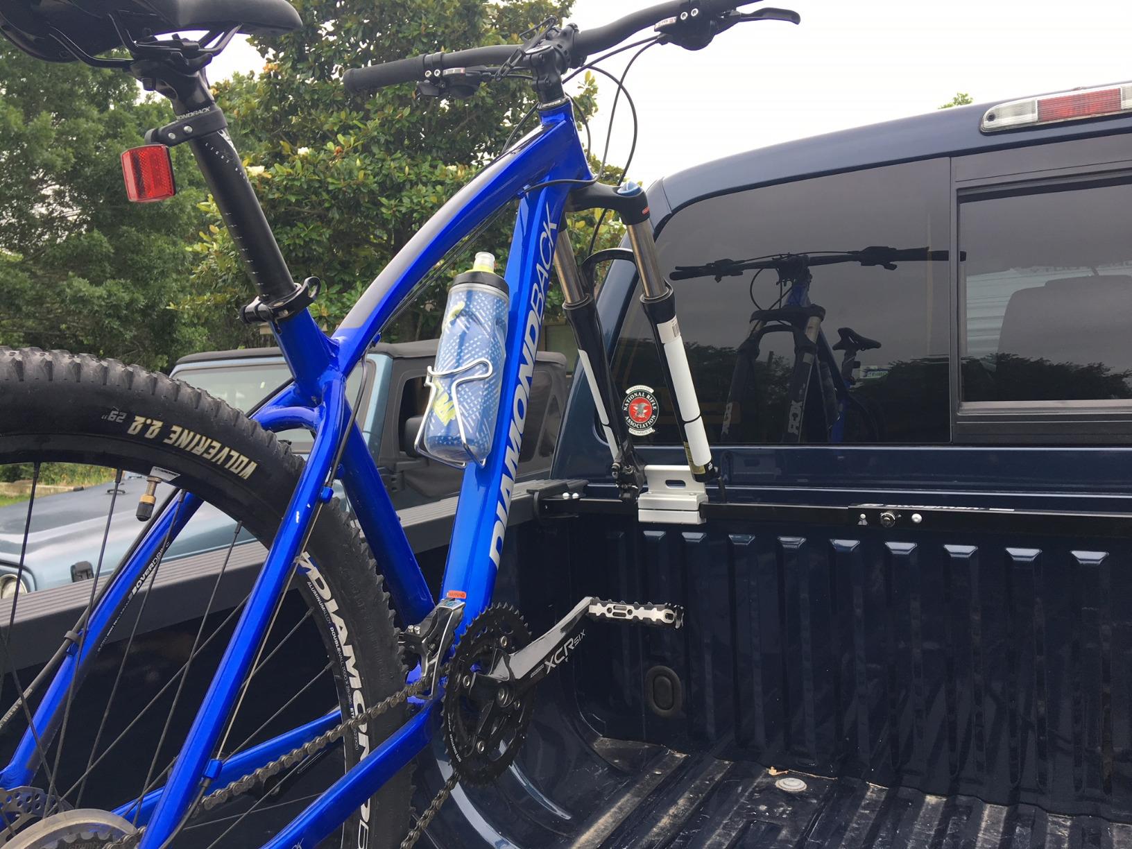 Swagman Pick Up Truck Bed Bike Rack – Compression Fits on the edge of your Pick Up Truck Box, Fork Mount Carrier for 9mm Quick Release Bikes customer photo 1