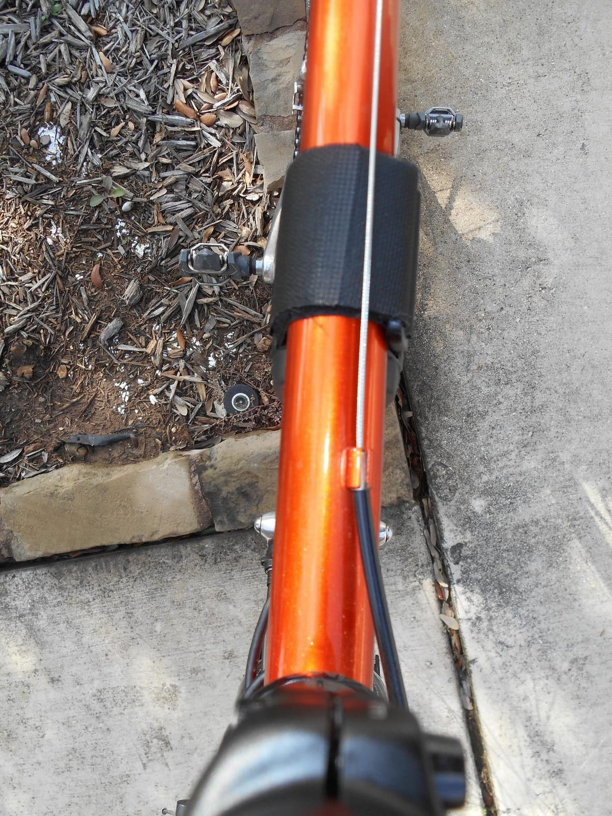 SKS Germany RACEBLADE PRO Set Black Schutzblech-Set, Ideal für Rennräder (superleichtes Fahrradzubehör mit Extra langem Spoiler, Schnellspanner, INKL. Streben und Befestigungsmaterial), Schwarz customer photo 1