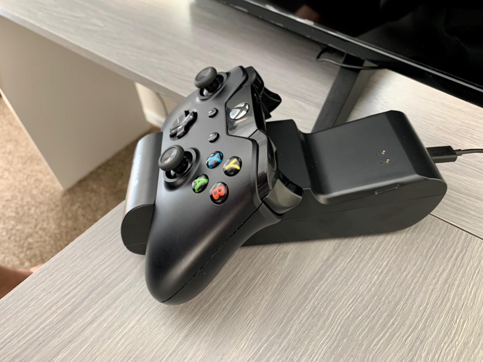 Fosmon Fast Charging for Xbox Controller Charger Station Dock, Black customer photo 2