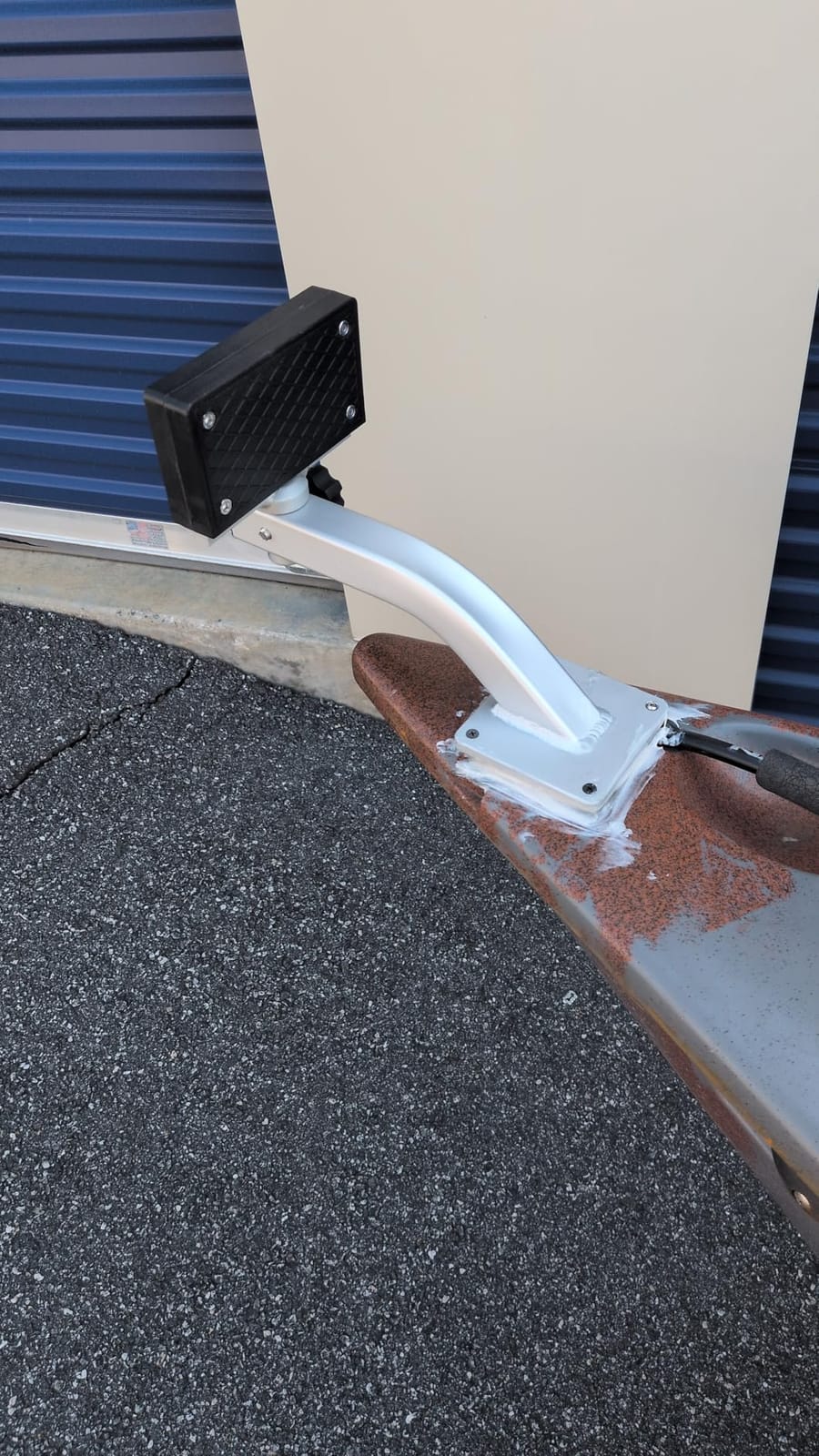 Brocraft Trolling Motor Mount Bracket, Removable Deck Mount for Clamp-On Electric Trolling Motors, Marine Aluminum & Nylon, Boat Motor Mount customer photo 1