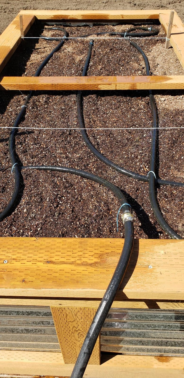 Rocky Mountain Goods Soaker Hose - Heavy duty rubber - Saves 70% water - End cap included for additional hose connect - Great for gardens/flower beds - Reinforced fittings (50-Feet by 5/8-Inch) customer photo 2