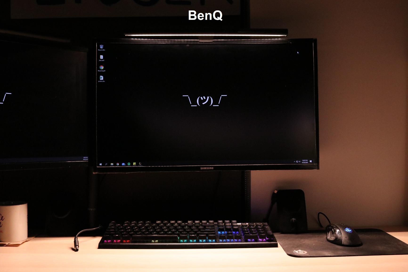 BenQ ScreenBar LED Monitor Light Bar - Auto-dimming, Adjustable Brightness and Color Temperature, No Screen Glare, Space-Saving, Eye-Care USB Monitor Lamp, Black customer photo 1