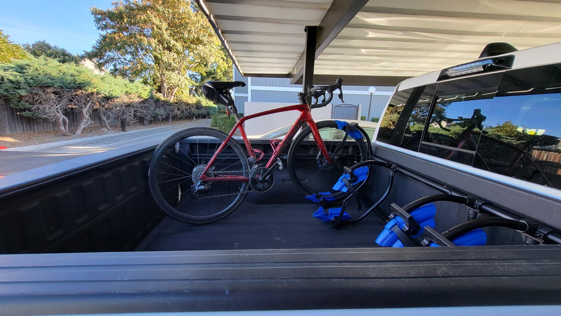 Heininger Advantage SportsRack BedRack Elite Truck 4 Bike Rack, Black (2030) customer photo 1