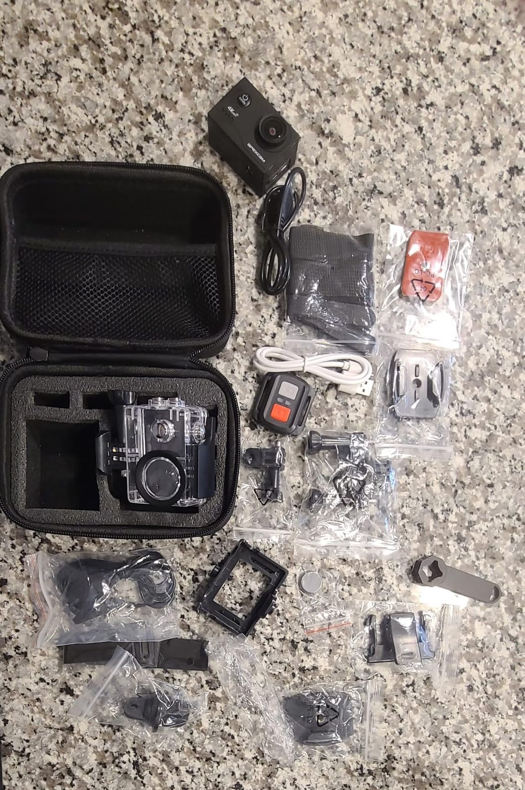 Apexcam M80 AIR 4K 60FPS 64MP EIS WiFi Action Camera Waterproof Underwater Camera 40M Sport Camera 2.0'LCD 2.4G Remote Control 2X1350mAh Batteries and Multiple accessorie customer photo 1
