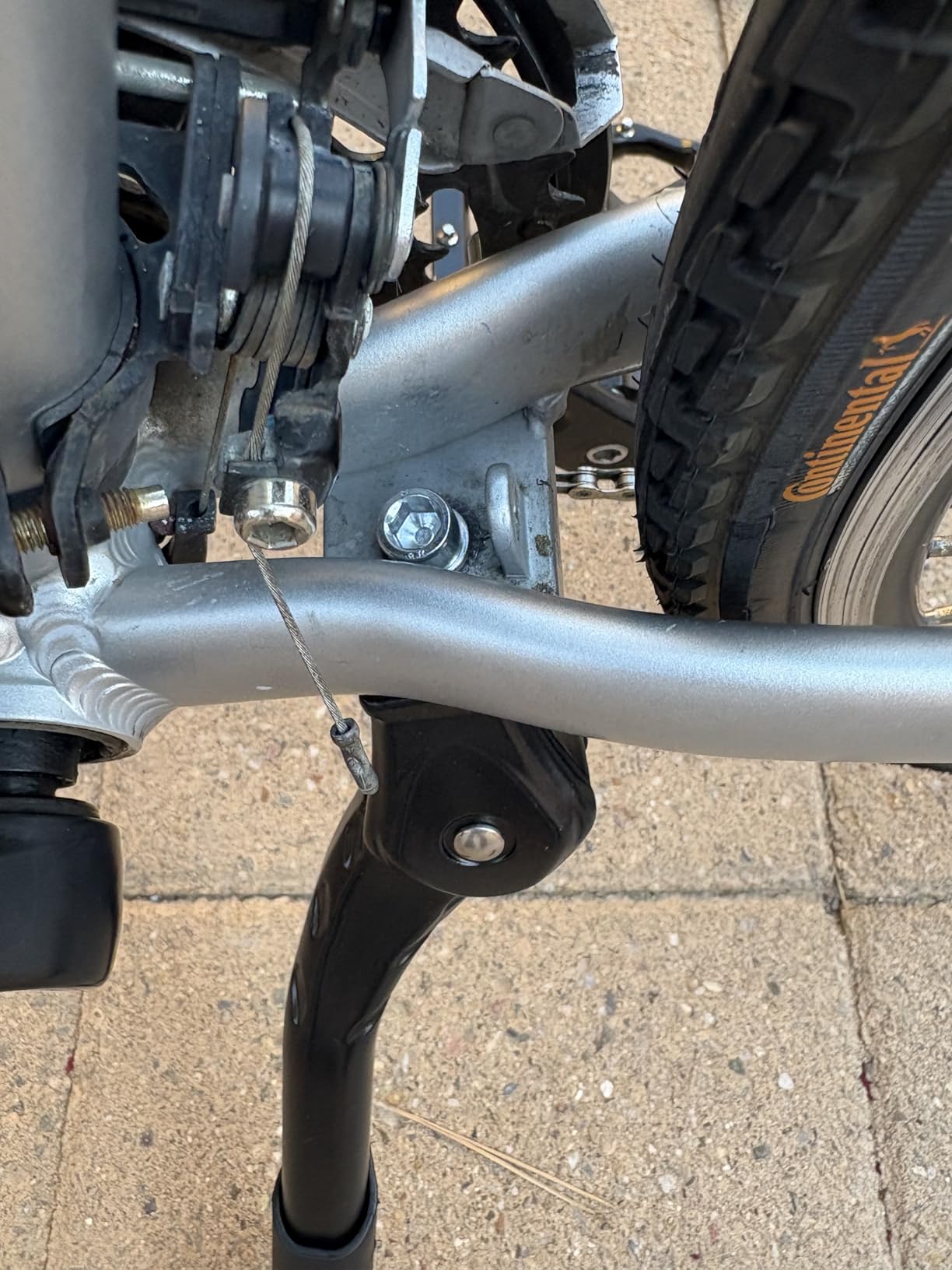Sataway Bike Kickstand Adjustable Strong Center Mount Aluminum Alloy Bicycle Kickstand for 26” 700C 27.5” 28” inch Electric Bike Hybrid Bike Mountain Bike Adult Bike customer photo 2