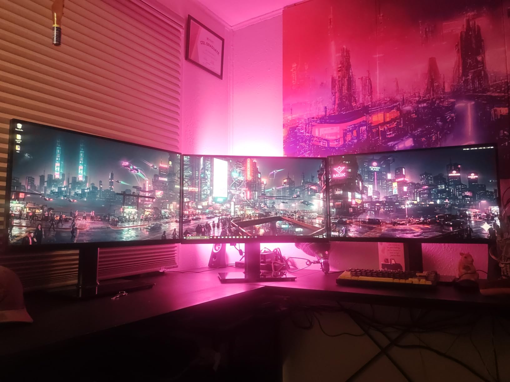 Single LCD Computer Monitor Free-Standing Desk Stand Mount Riser for 13 inch to 32 inch screen with Swivel, Height Adjustable, Rotation, Vesa Base Stand Holds One (1) Screen up to 77Lbs(HT05B-001)) customer photo 1