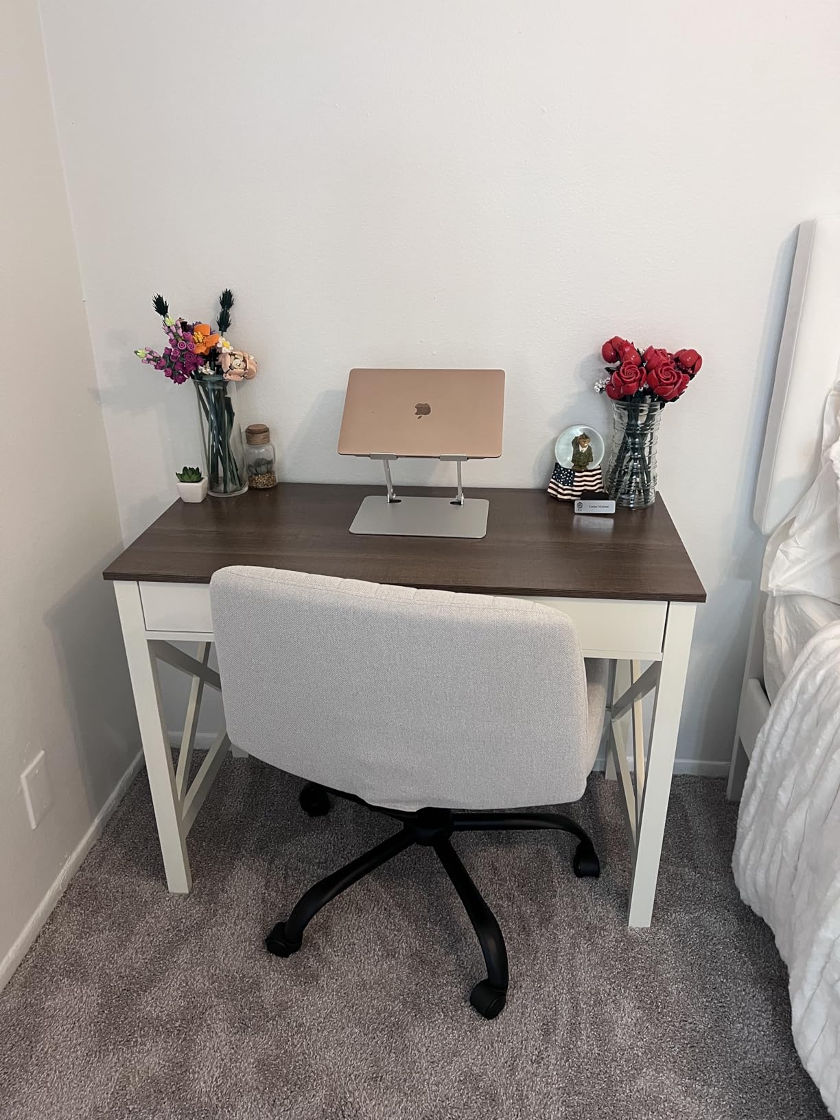 ChooChoo 39.4 Inches Farmhouse Computer Desk with 2 Drawers customer photo 1
