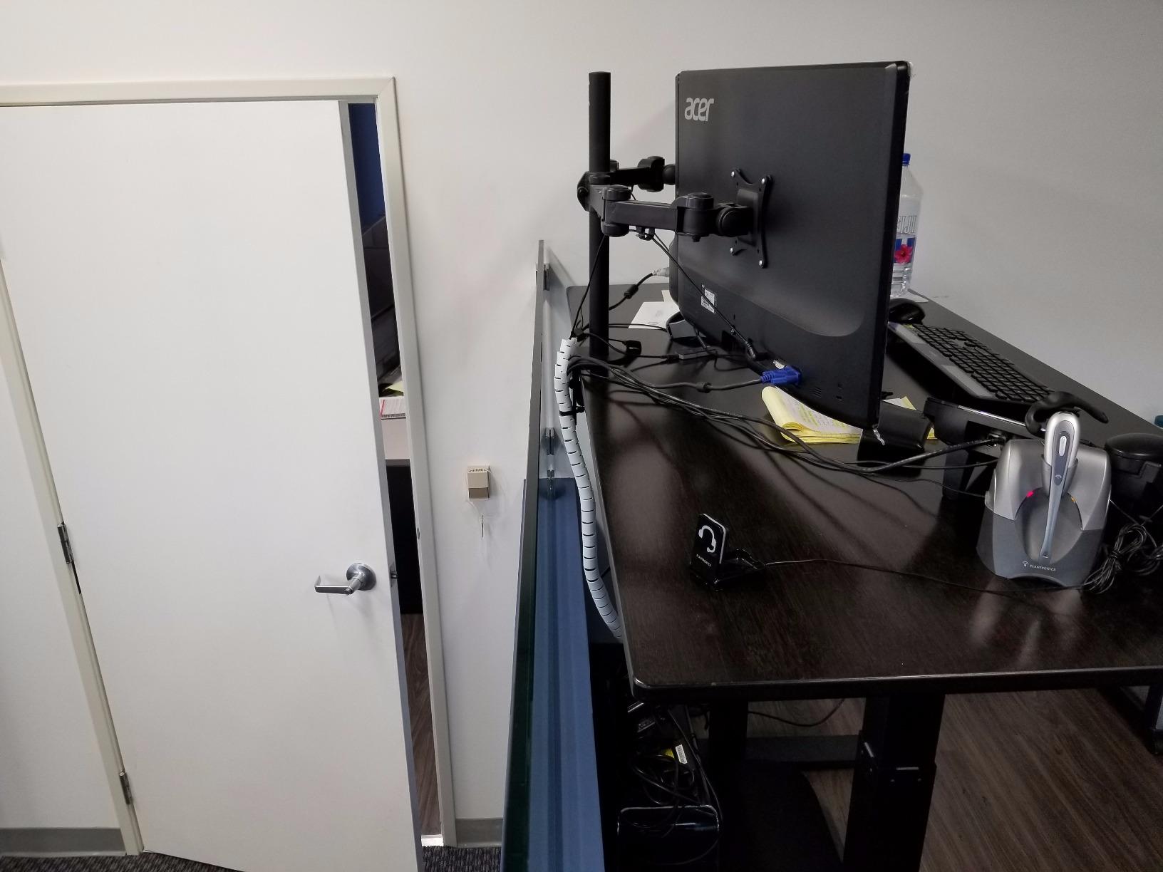 Rise UP Electric Standing Desk Adjustable Height Desk 27-47
