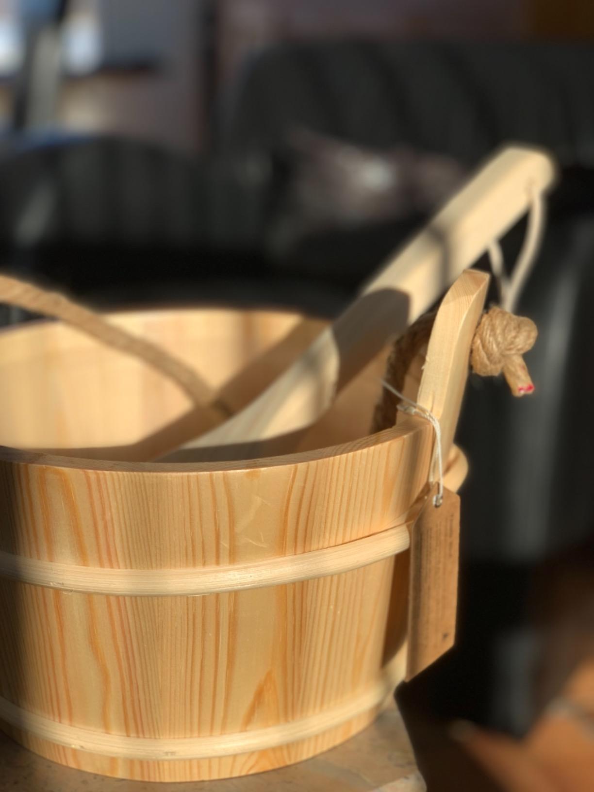Northwood Sauna - Sauna Bucket and Ladle Set - Handmade from Finnish Pine Wood - Natural Rope Handle - 1 Gallon (4 Liters) Water Capacity customer photo 2
