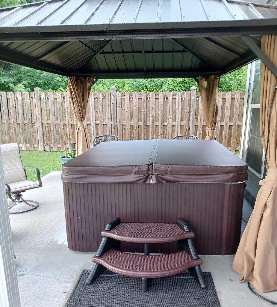 Confer Plastics The Edge Spa Step, 40-Inch Wide Hot Tub Stairs, Multipurpose Indoor/Outdoor Step Stool with Oversized Treads and 2-Tone Design, Deep Grey customer photo 2
