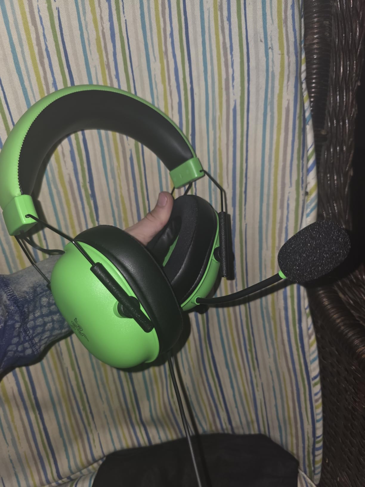 Razer BlackShark V2 X Gaming Headset: 7.1 Surround Sound - 50mm Drivers - Memory Foam Cushion - For PC, PS4, PS5, Switch - 3.5mm Audio Jack - Black customer photo 1