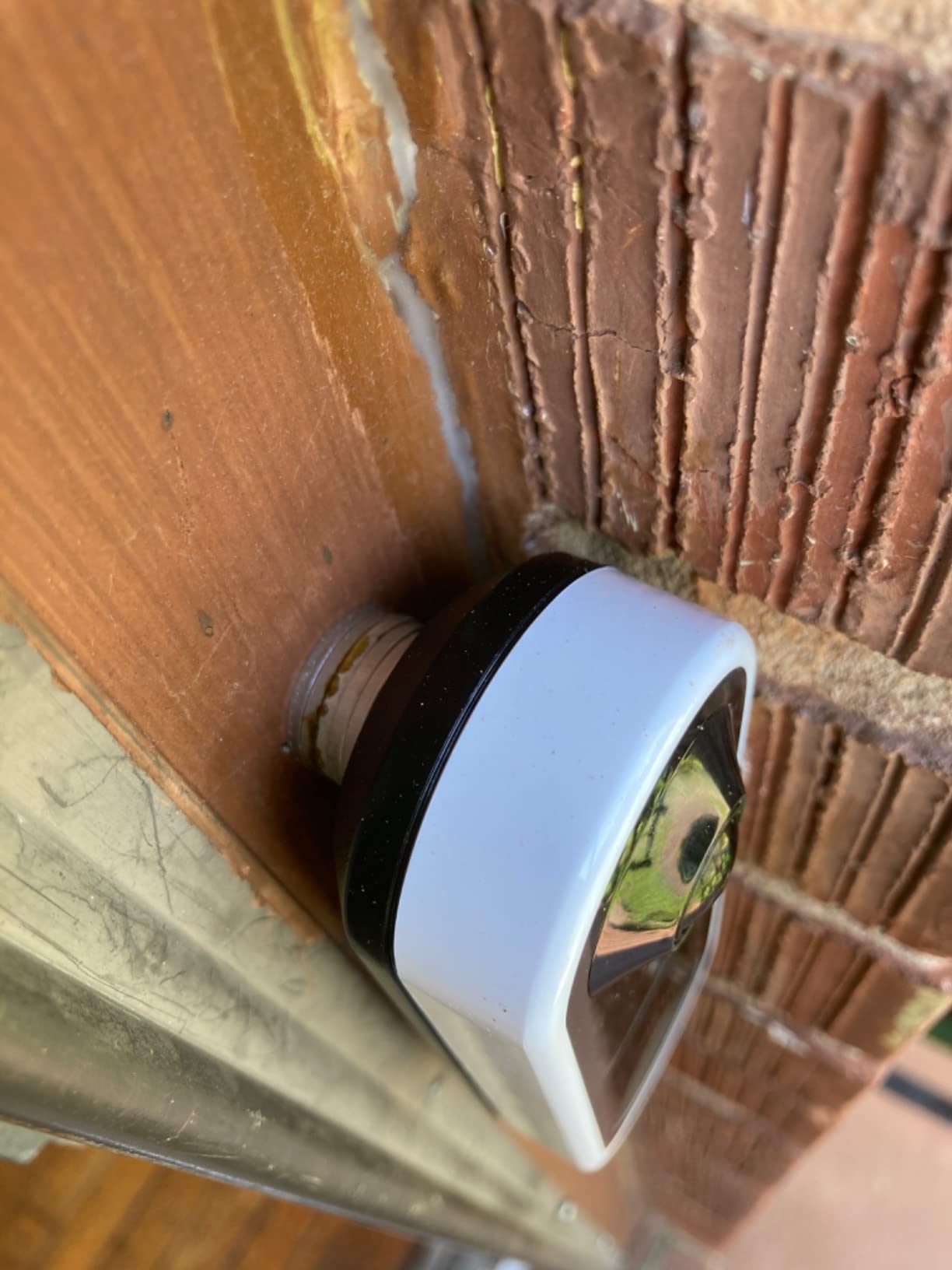 Arlo Essential Wired Video Doorbell - HD Video, 180° View, Night Vision, 2 Way Audio, Black - AVD1001B customer photo 1