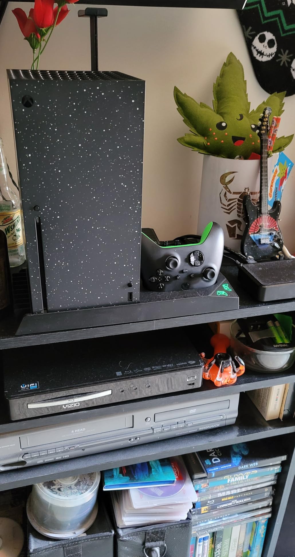 MENEEA Cooling Fan & Charging Stand for Xbox Series X Console & Controller customer photo 2