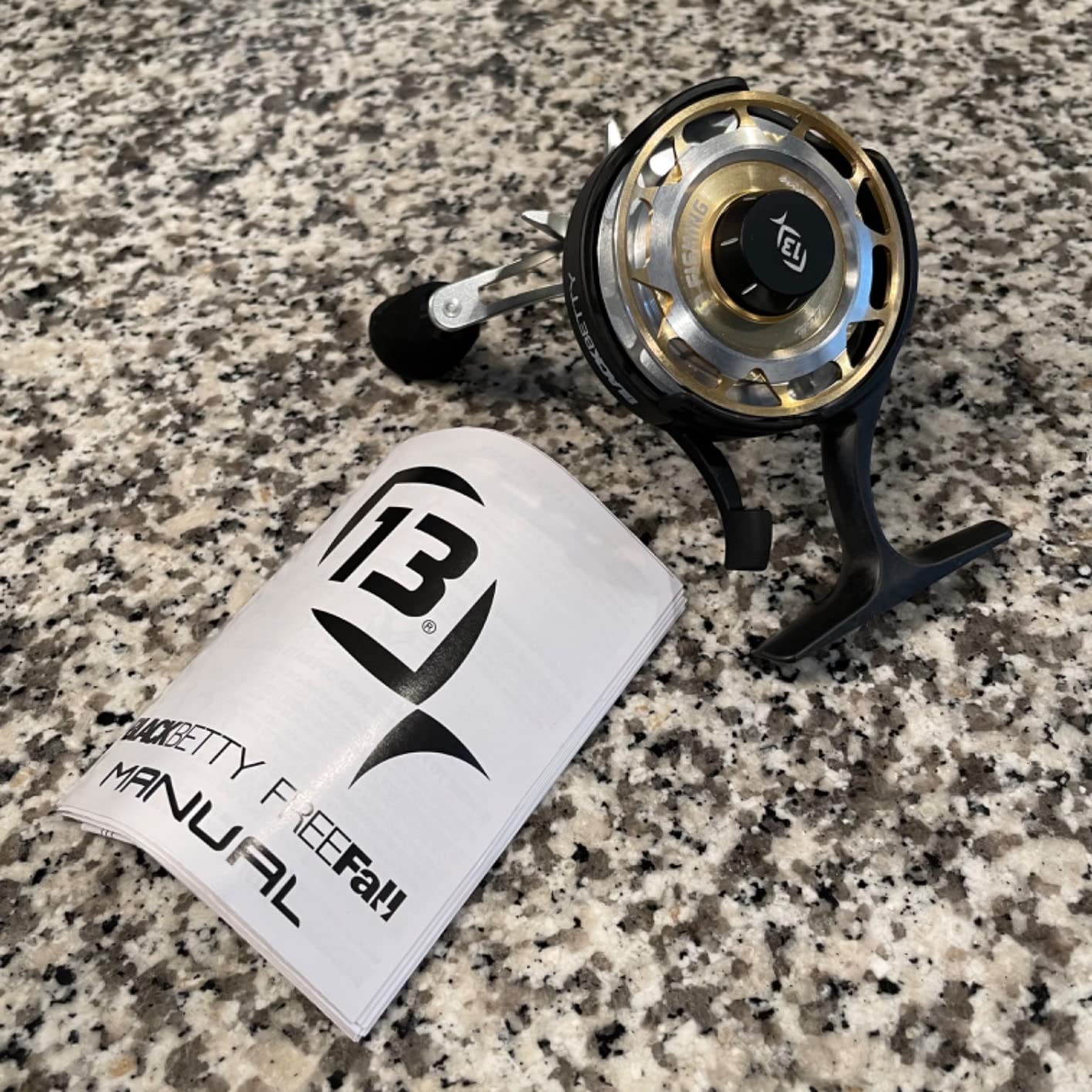 13 Fishing - Freefall Carbon - Inline Ice Fishing Reels - 2.5:1 Gear Ratio customer photo 1