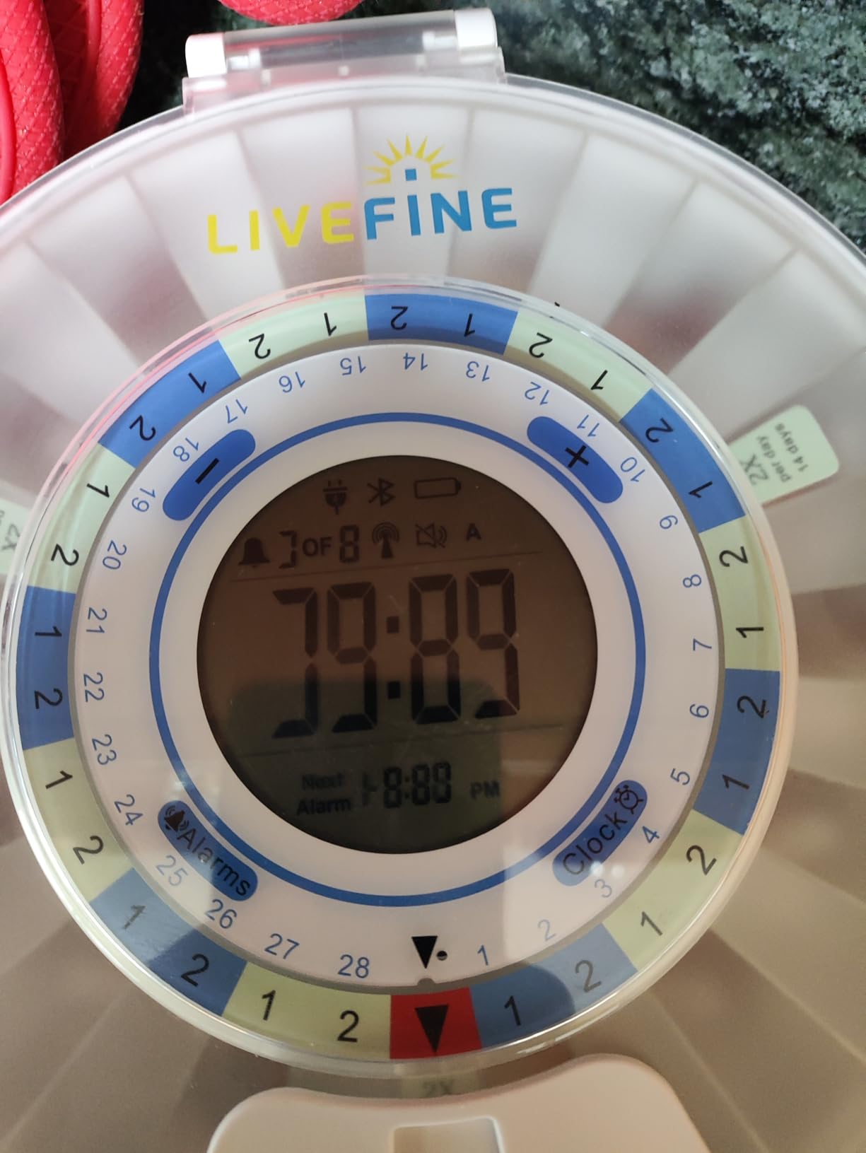 LiveFine Auto WiFi Pill Dispenser for Elderly, 28-Day Supply, Clear Lid customer photo 1
