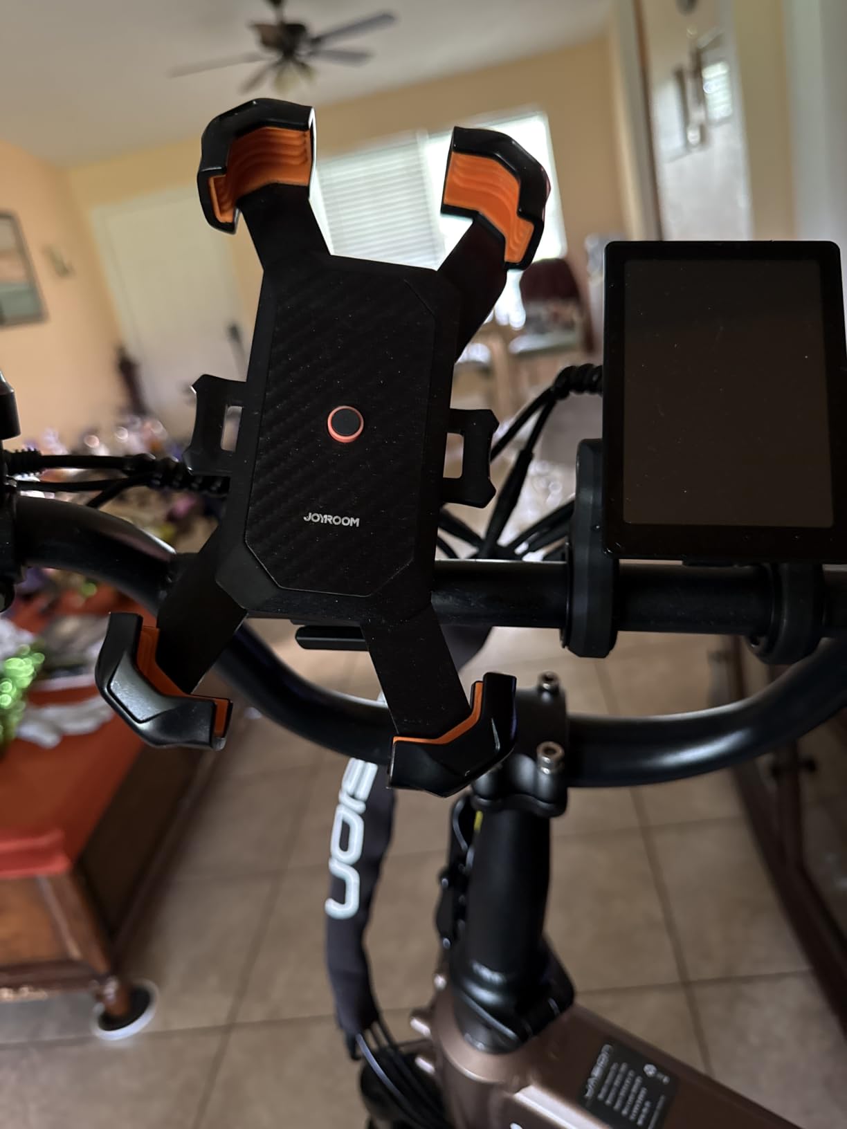 JOYROOM Motorcycle Phone Mount, [1s Auto Lock][100mph Military Anti-Shake] Bike Phone Holder for Bicycle, [10s Quick Install] Handlebar Phone Mount, Compatible with iPhone, Samsung, All Cell Phone customer photo 1