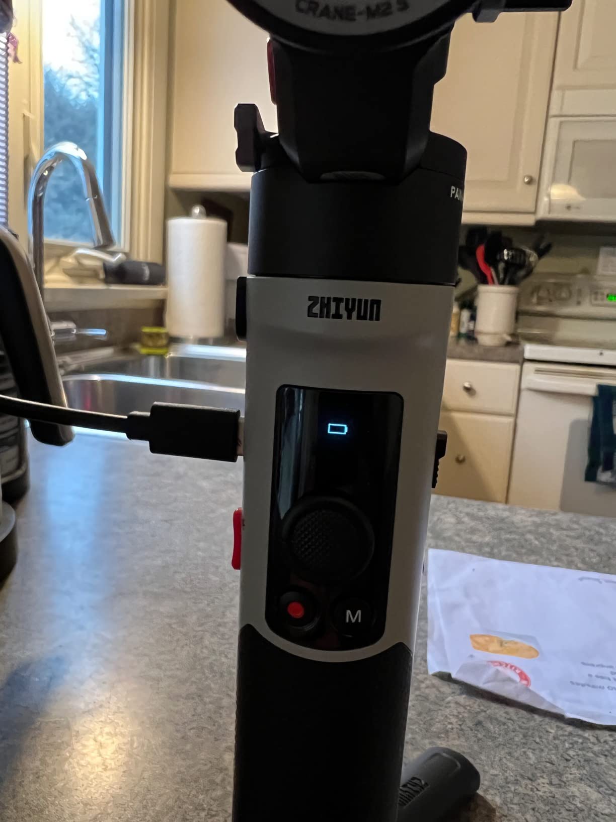 Zhiyun Crane M2S Camera Gimbal Stabilizer Handheld 3-Axis Video Stabilizer for Lightweight Mirrorless Cameras (Standard Version) customer photo 2