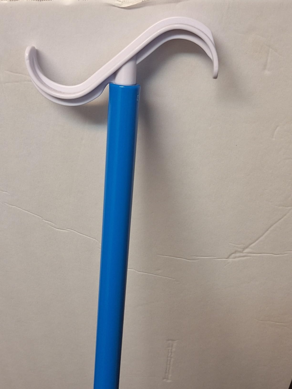 35.5 Inch Long Handled Shoe Horn, Dressing Stick, Sock Remover Aid Helper - Versatile, Adjustable Dressing Aid for Shoes, Socks, Shirts, Pants - Long Shoe Horn, Shoe Horn Long Handle for Seniors customer photo 1