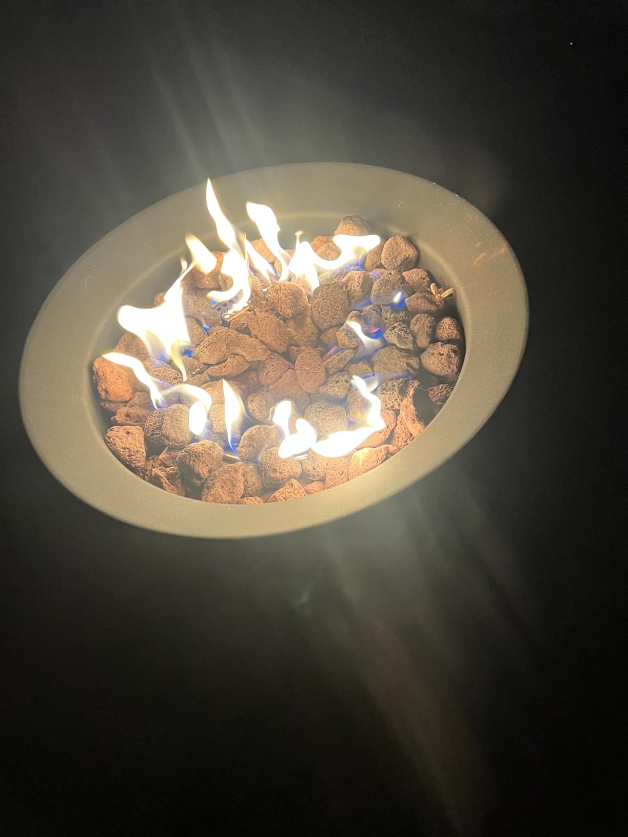 Amazon Basics Portable Propane Fire Pit, 19 inch Round Gas for Patio, 55,000 BTU, Carry Strap, Heat, Warmth and Ambience customer photo 1