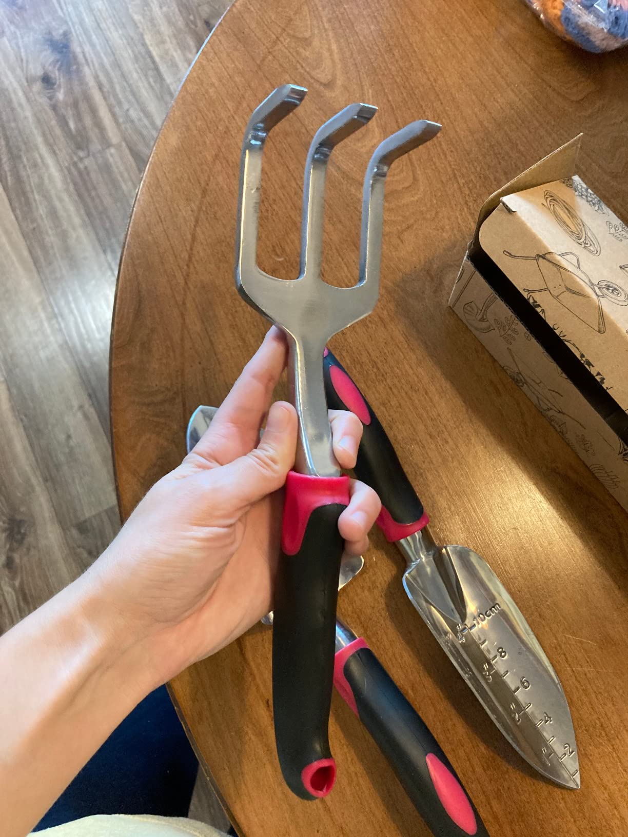 Garden Tool Set, 3 Pieces Aluminum Heavy Gardening Kit Including Hand Shovel, Transplant Shovel and Hand Rake with Soft Rubber Non-Slip Handle, Peoplewholovegardeningenjoy apleasant Experience customer photo 2
