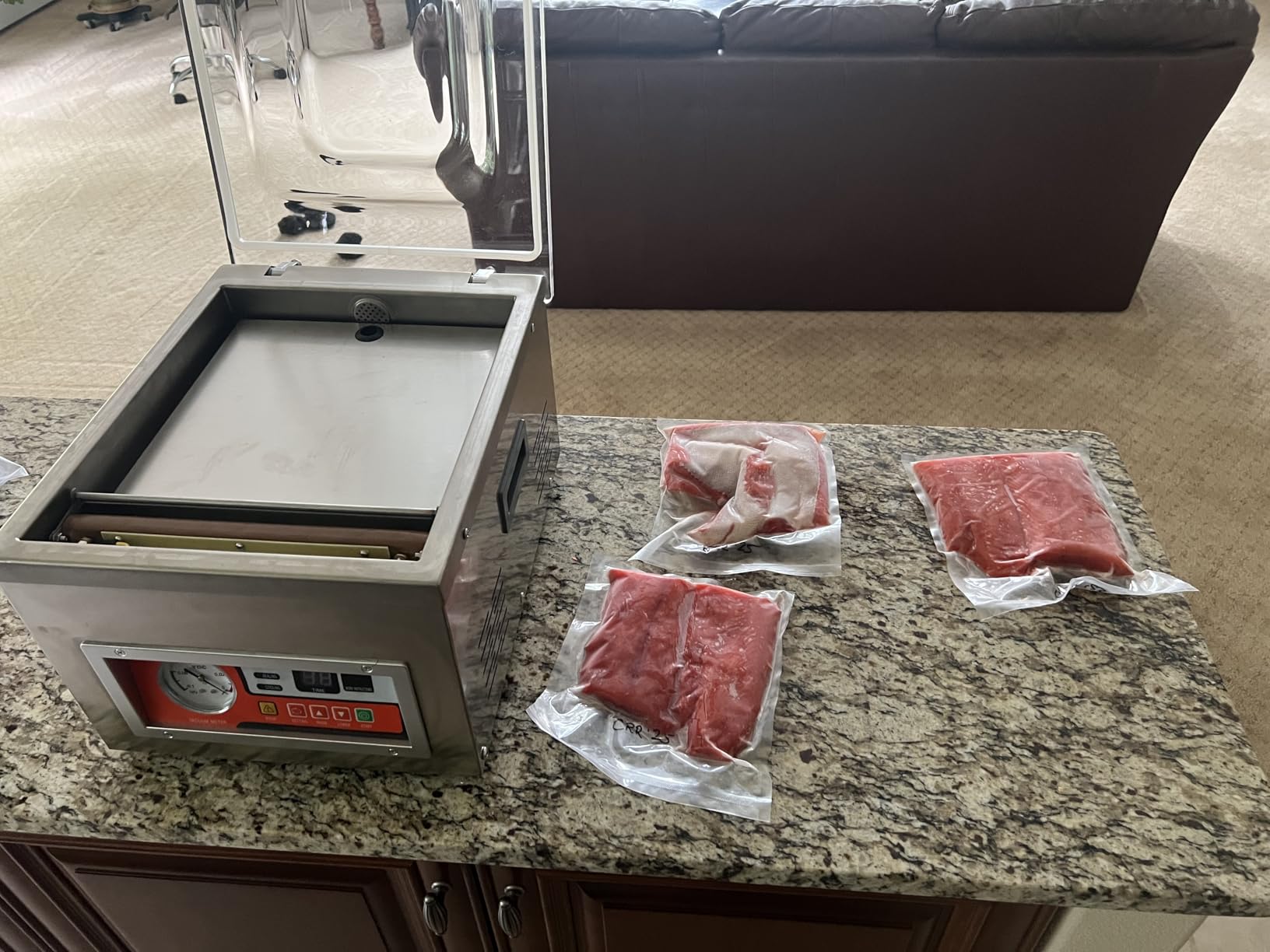 VEVOR Chamber Vacuum Sealer 260W Sealing Power 10.2 Inch Sealing Length customer photo 1