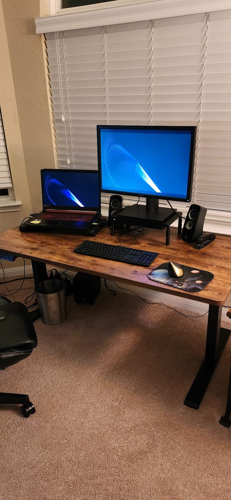 FLEXISPOT E6 3-Stage Dual Motor Electric Standing Desk 55 x 28 Sit Stand Up Desk, Holds 220 lbs, Adjustable Height w/Memory Presets, One-Piece Maple Desktop & Black Frame, Ships in 2 Boxes customer photo 1