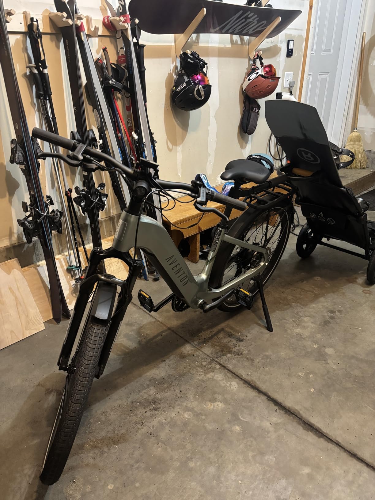 Burley Travoy | Compact Folding Cargo Bike Trailer with Upright Tow Design, Integrated Tie-Down Straps & Quick Hitch customer photo 1