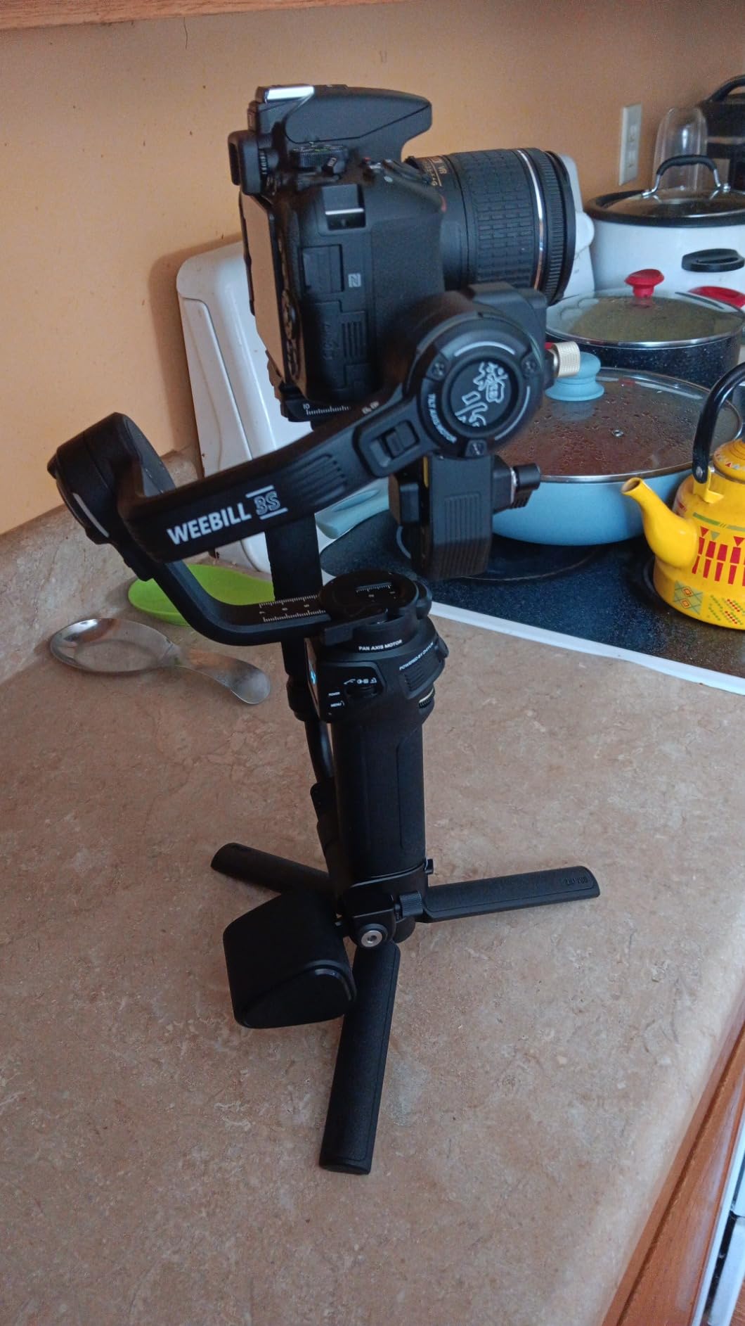 Zhiyun Weebill 3S Combo 3-Axis Gimbal Stabilizer for DSLR and Mirrorless Camera Compatible with Sony Nikon Canon Panasonic LUMIX Extendable Sling Grip Integrated Fill Light PD Fast Charge customer photo 2