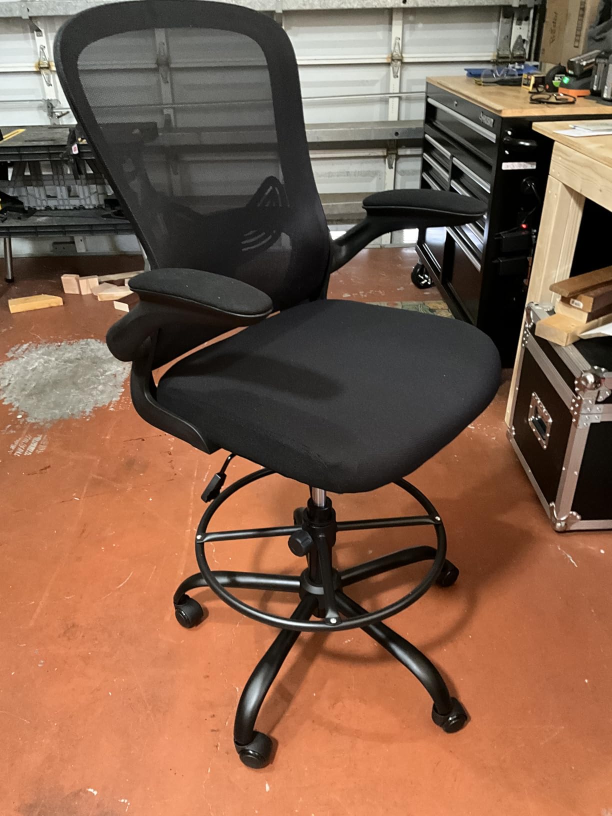 ErGear Drafting Chair with Footrest Ring and Flip-Up Arms for Tall Desks customer photo 1