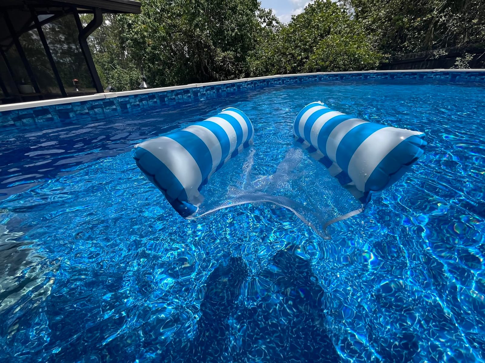 JUXIAO 5 Pack Upgrated XL Water Pool Floats, 4-in-1 (Hammock, Saddle, Lounge Chair, Drifter) Multi-Purpose Water Pool Float, Non-Stick PVC Material customer photo 1