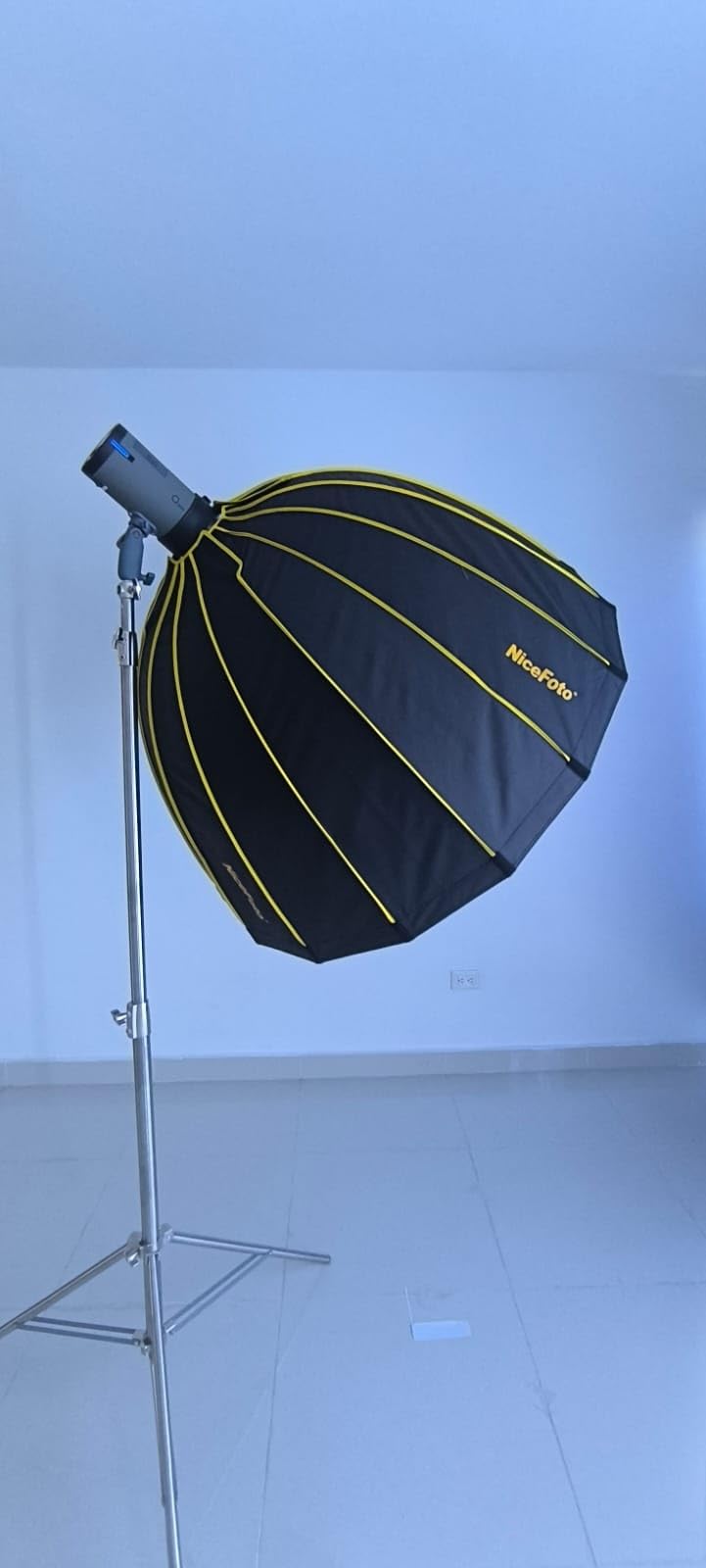 NEEWER Q300 300Ws 2.4G Outdoor Studio Flash w/Q Compact Wireless Trigger customer photo 1