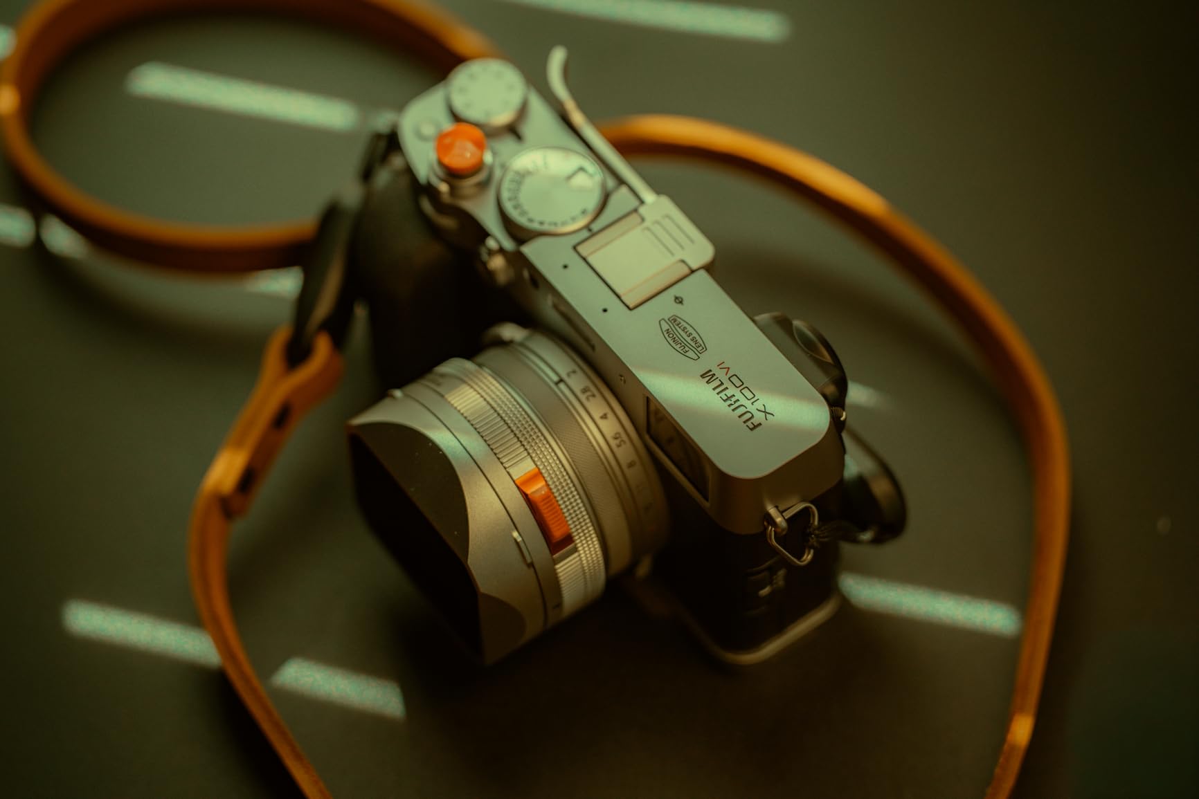 FUJIFILM X100VI Digital Camera (Japan) (Silver) customer photo 1