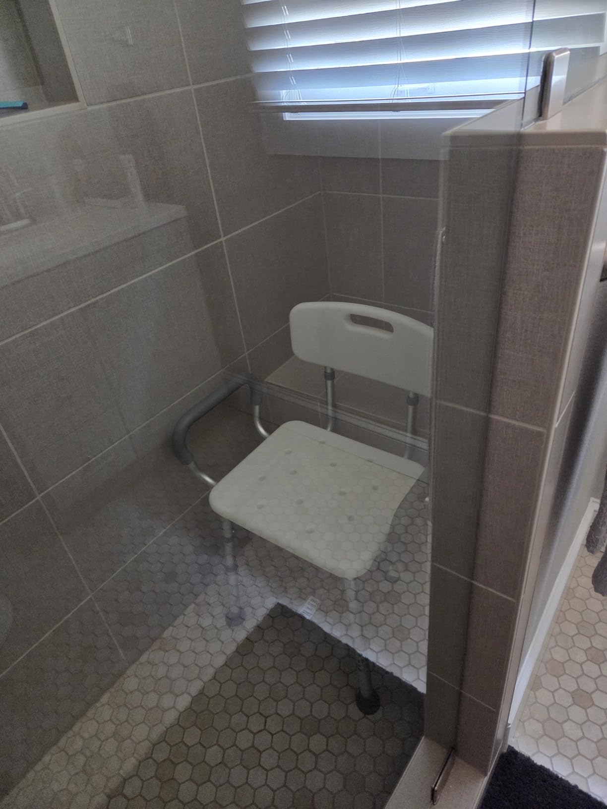HOMLAND Shower Chair for Inside Shower with Padded Armrests and Back customer photo 1