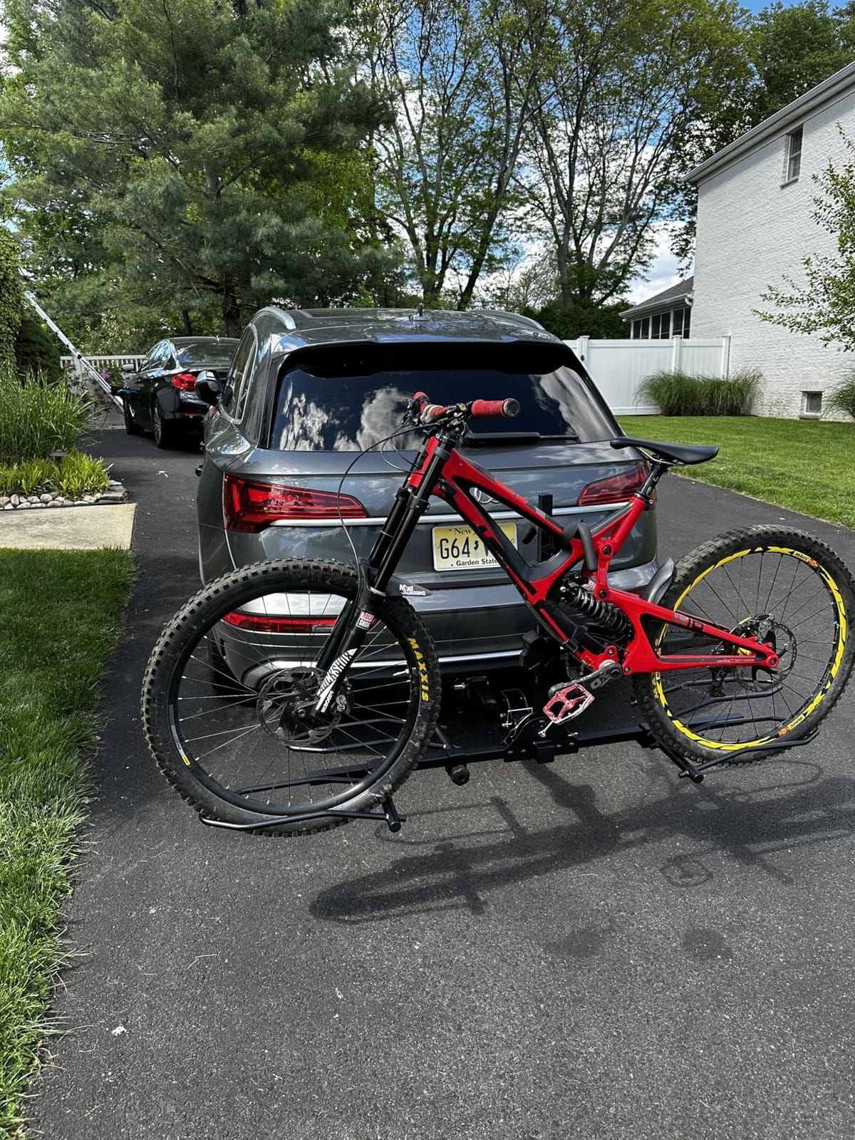 TANX Bike Racks for Ebikes,Fat Tire Bike Rack for Tow Hitch 2-Bike 160 lbs Capacity,Hitch Bike Rack for Heavy E Bike, Wobble Free Smart Tilting Folding Bicycle Car Racks for Standard, 2 inch Receiver customer photo 1