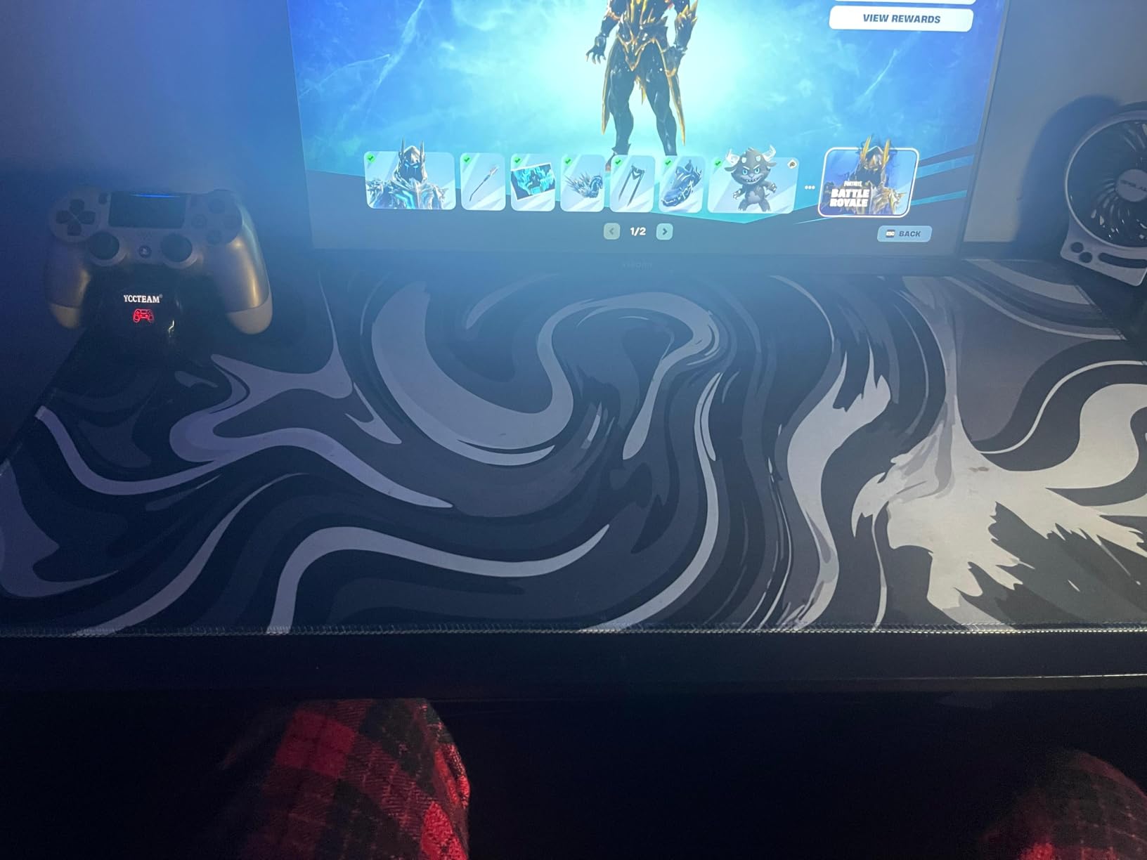 Rcege Large Gaming Mouse Pad Extended Desk Mat with Non Slip Stitched Edge customer photo 1