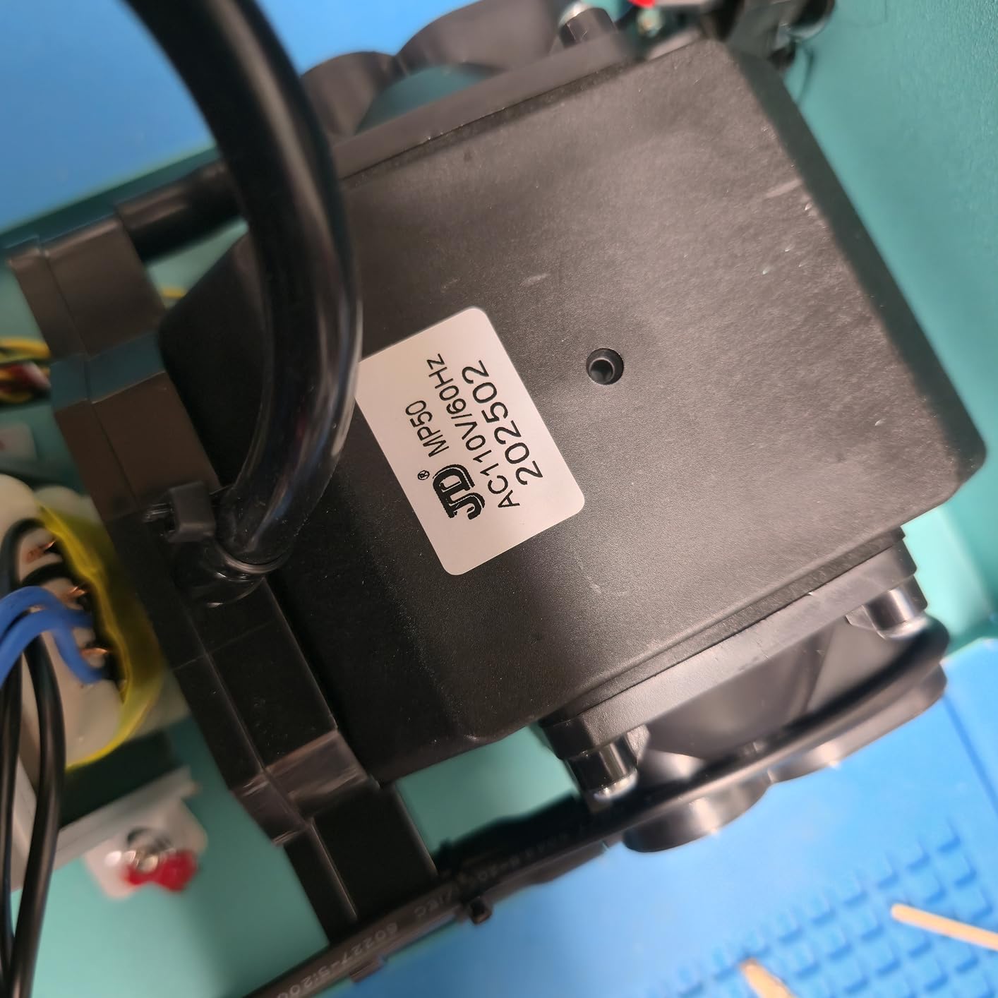 BK701D 700W Soldering Station, 2 In 1 Hot Air Rework & Soldering Iron Station, SMD ESD Safe Solder Station,Electronic Soldering Kit For Mobile Phone Laptop Repair or Circuit Board Soldering customer photo 1