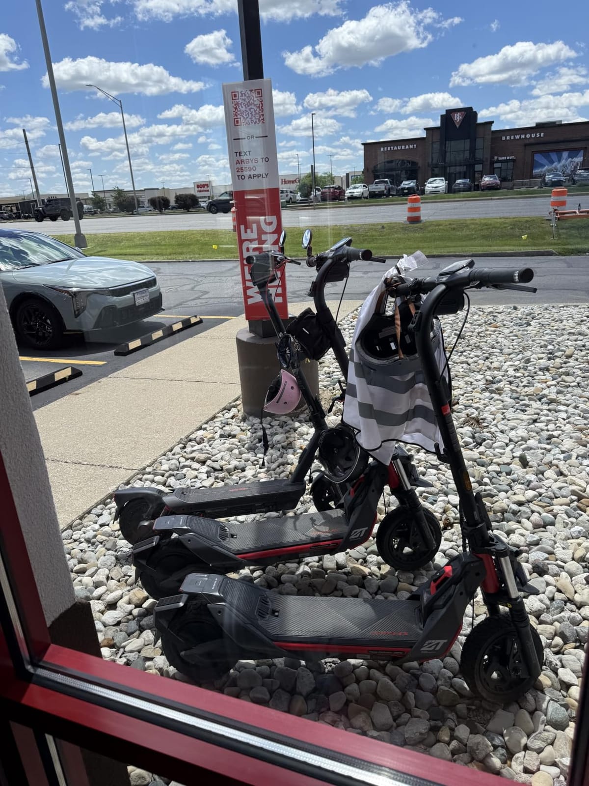 Segway ZT3 Pro Electric Scooter, Up to 24.9 MPH, 43.5-Mile Range customer photo 2