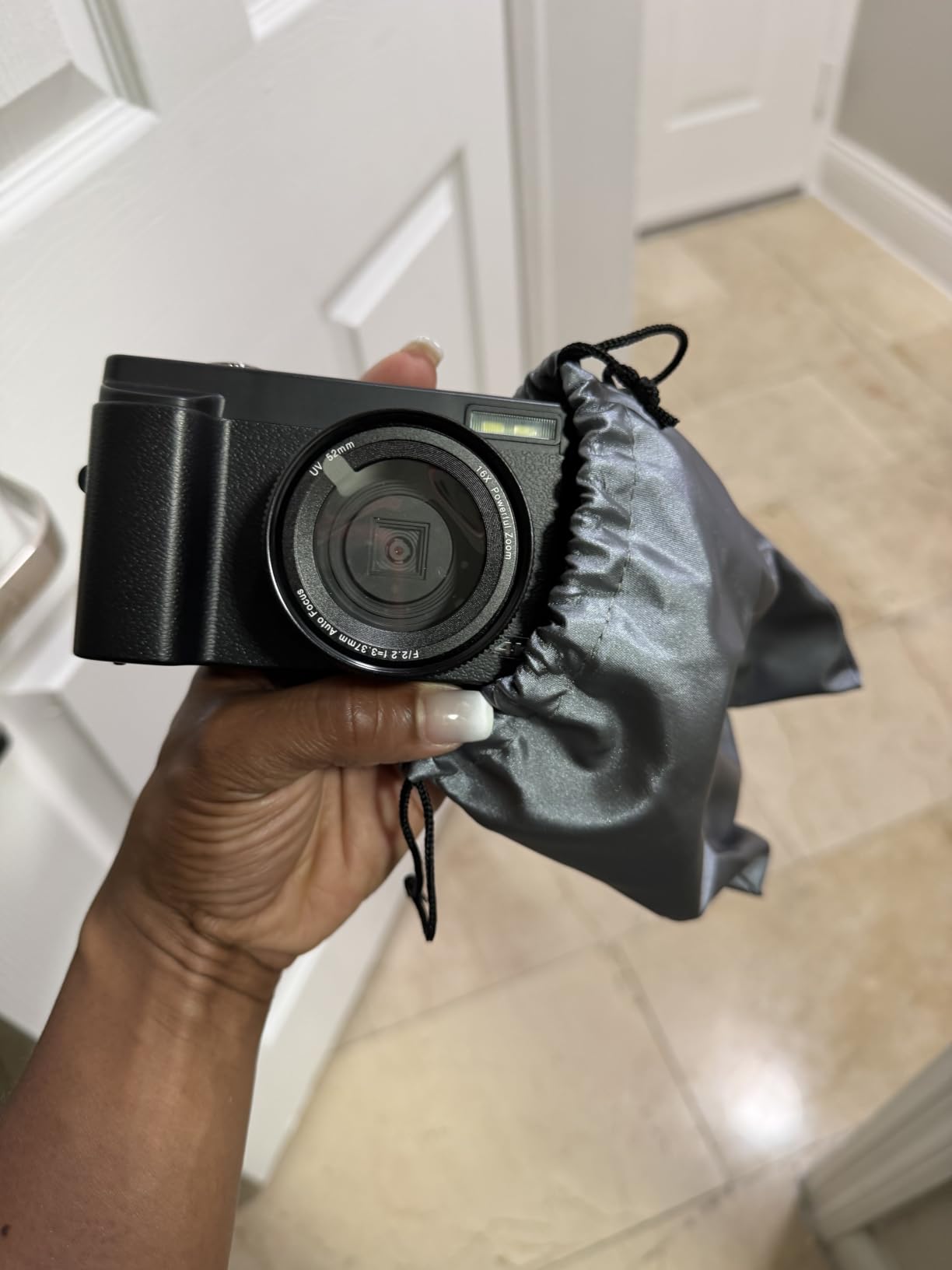 4K Digital Camera for Beginners & Teens, with Flip Screen, 32G Card(Black) customer photo 2