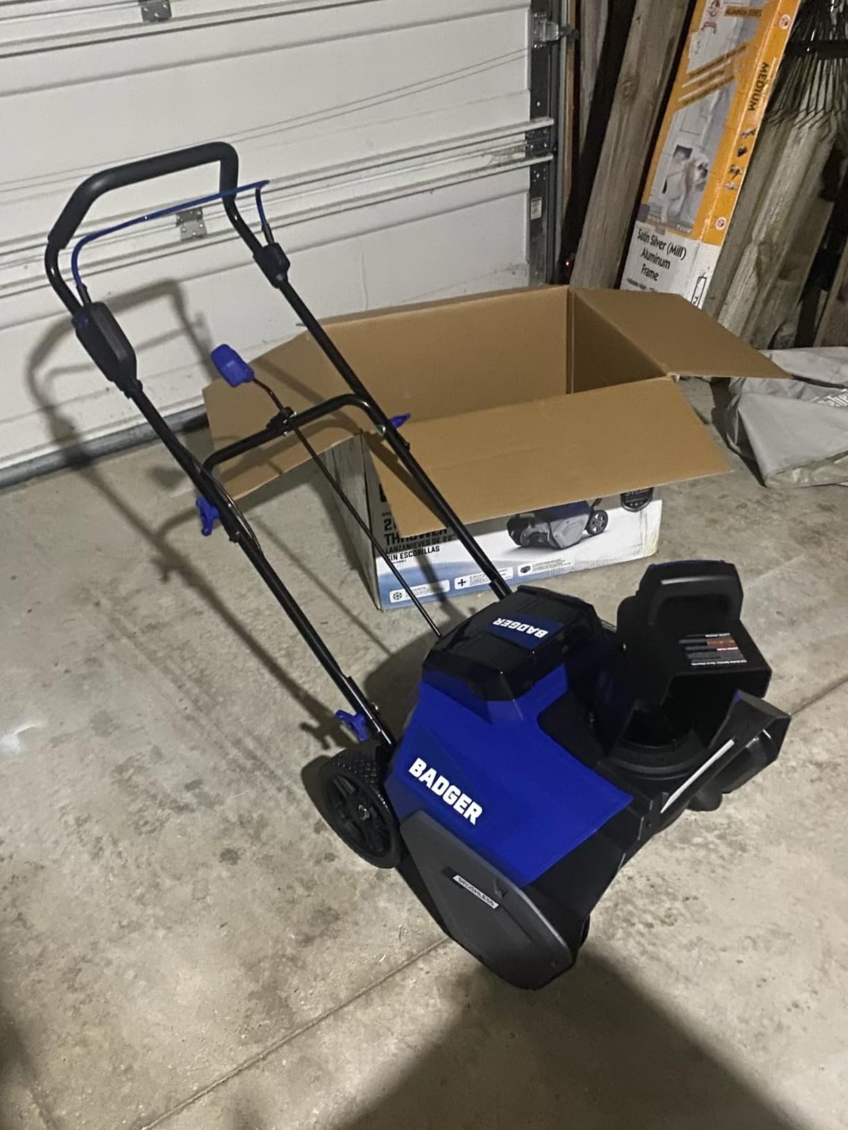 Wild Badger Power 40V 20-Inch Brushless Cordless Electric Snow Blower customer photo 2
