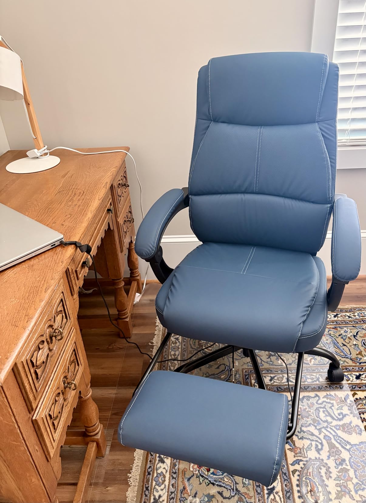 Misolant Big and Tall Office Chair with Footrest, High Back Desk Chair with Linkage Armrest, 90-155° Recline Executive Computer Chairs with Adjustable Height for Home customer photo 2