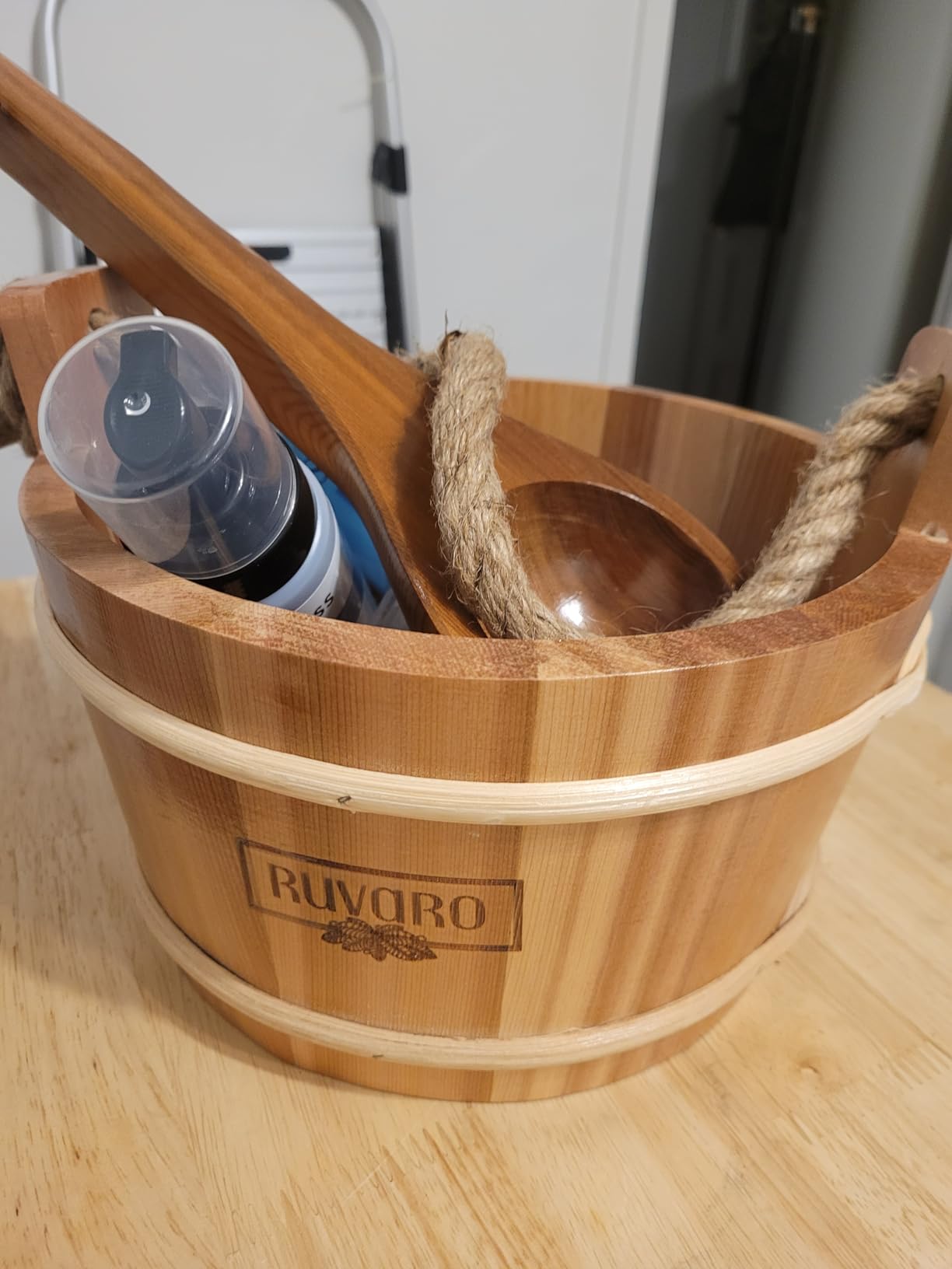 Sauna Bucket & Ladle Set – 1 Gallon / 4L Canadian Red Cedar customer photo 1