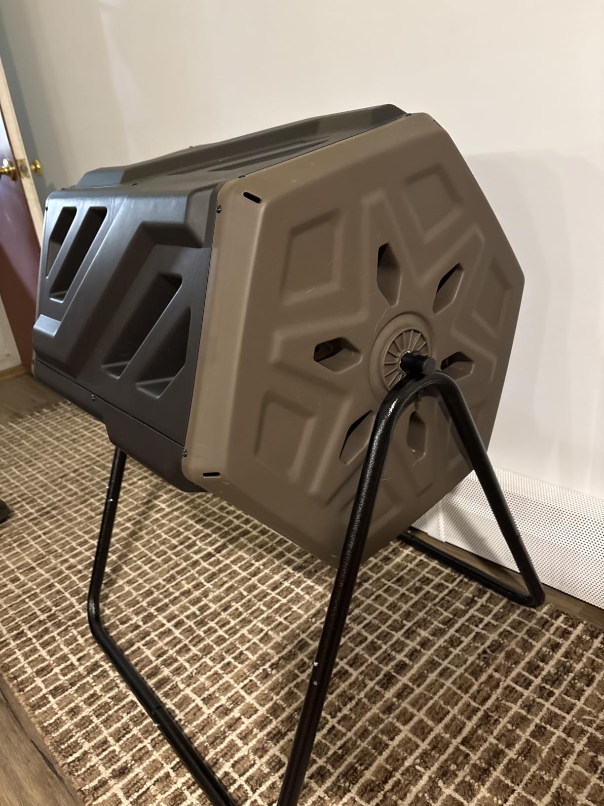 THE Growing 43 Gal Outdoor Compost Bin Tumbler for Backyard Garden, Black customer photo 2