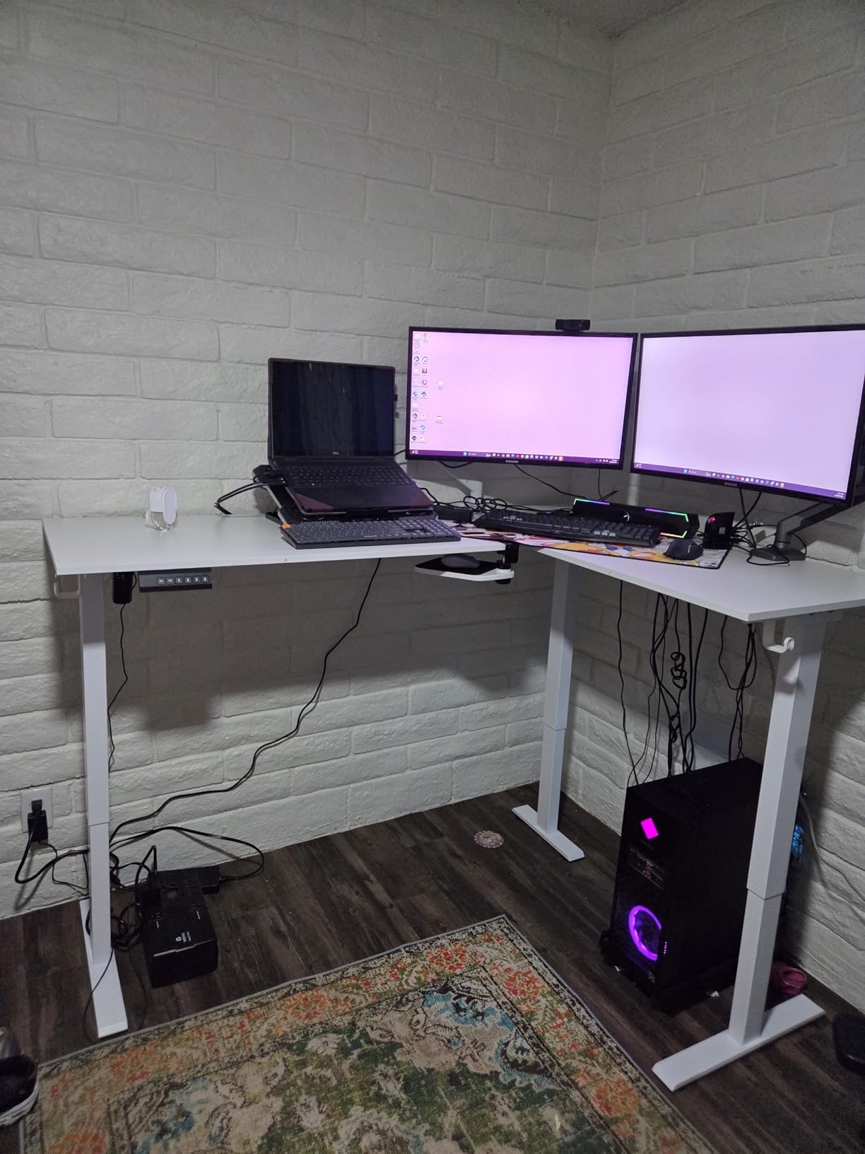 Casaottima 63 Inch L Shaped Electric Standing Desk, Home Office, White customer photo 1
