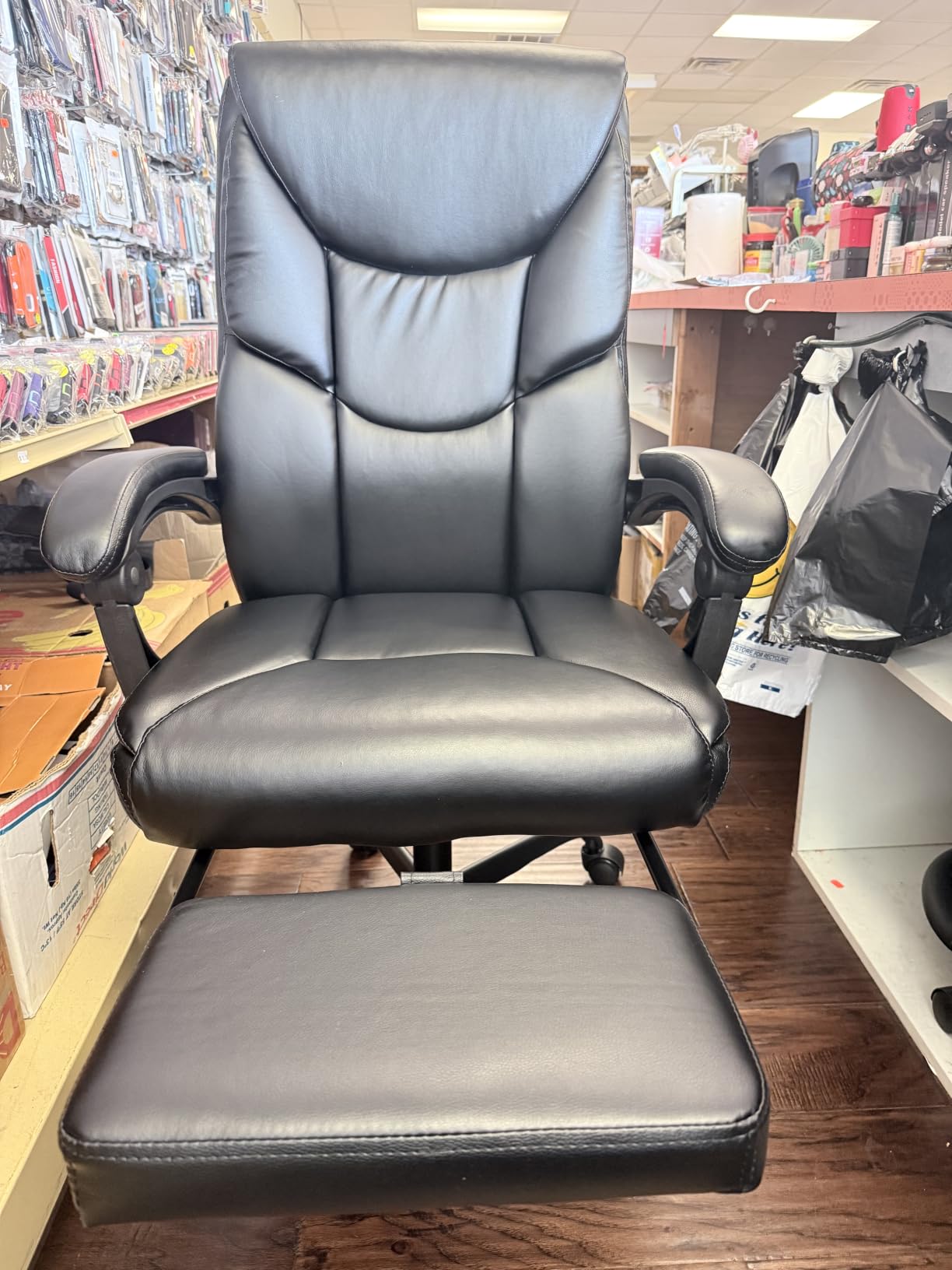 WAILOR 400lbs Office Chair with Foot Rest, Reclining Big and Tall Office Chair with Lumbar Support Spring Cushion, High Back PU Leather Computer Chair,Comfy Desk Chair for Home Office customer photo 2