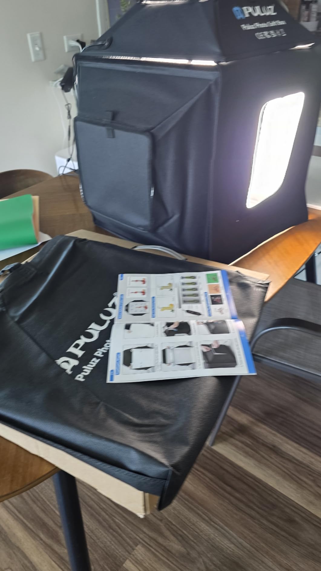 PULUZ Professional Large Photo Light Box Photography Studio, 47x31x78inch Large Lightbox Photo Video Continuous Lighting Softbox Shooting Tent Kit with 2 Colors PVC Backdrops customer photo 1