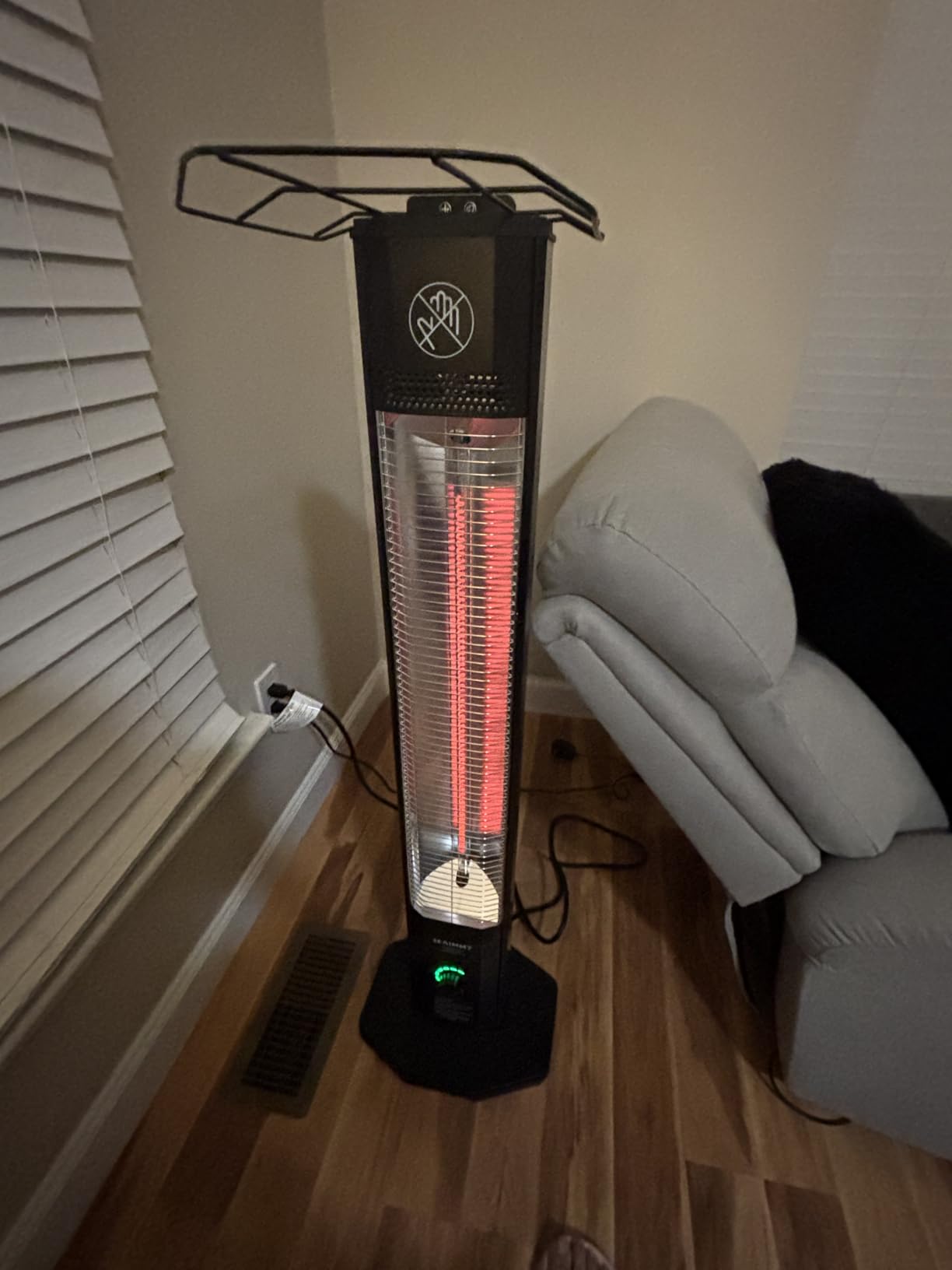Outdoor Electric Patio Heater, 34-inch 1500W Infrared Tower Heater with Instant Heating, Tip-Over & Overheat Protection, IPX5 Waterproof Space Heater for Patio Garage Workshop Indoor & Outdoor Use customer photo 1