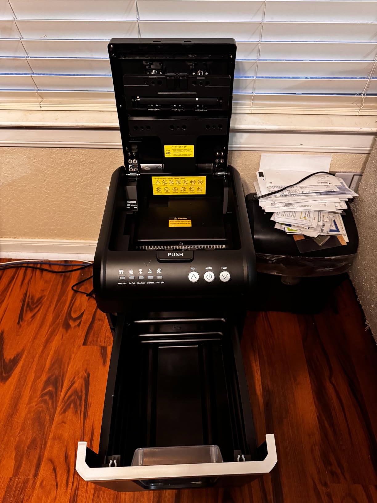 Bonsaii 200-Sheet Auto Feed Micro Cut Heavy Duty Paper Shredder for Office customer photo 1