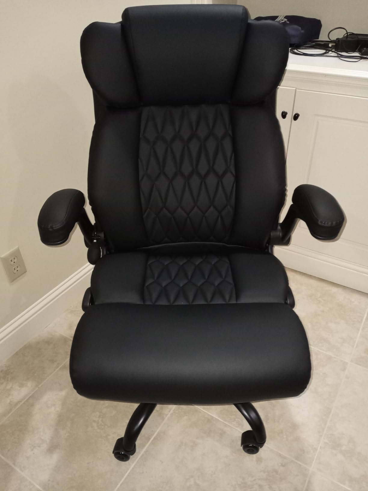 500lbs Big and Tall Office Chair Adjustable Lumbar Support for Back Pain, Extra Wide Seat Executive Office Chair Thick Armrest Pad, Heavy Duty Base&Upgraded Wheels, Ergonomic Desk Chair customer photo 2